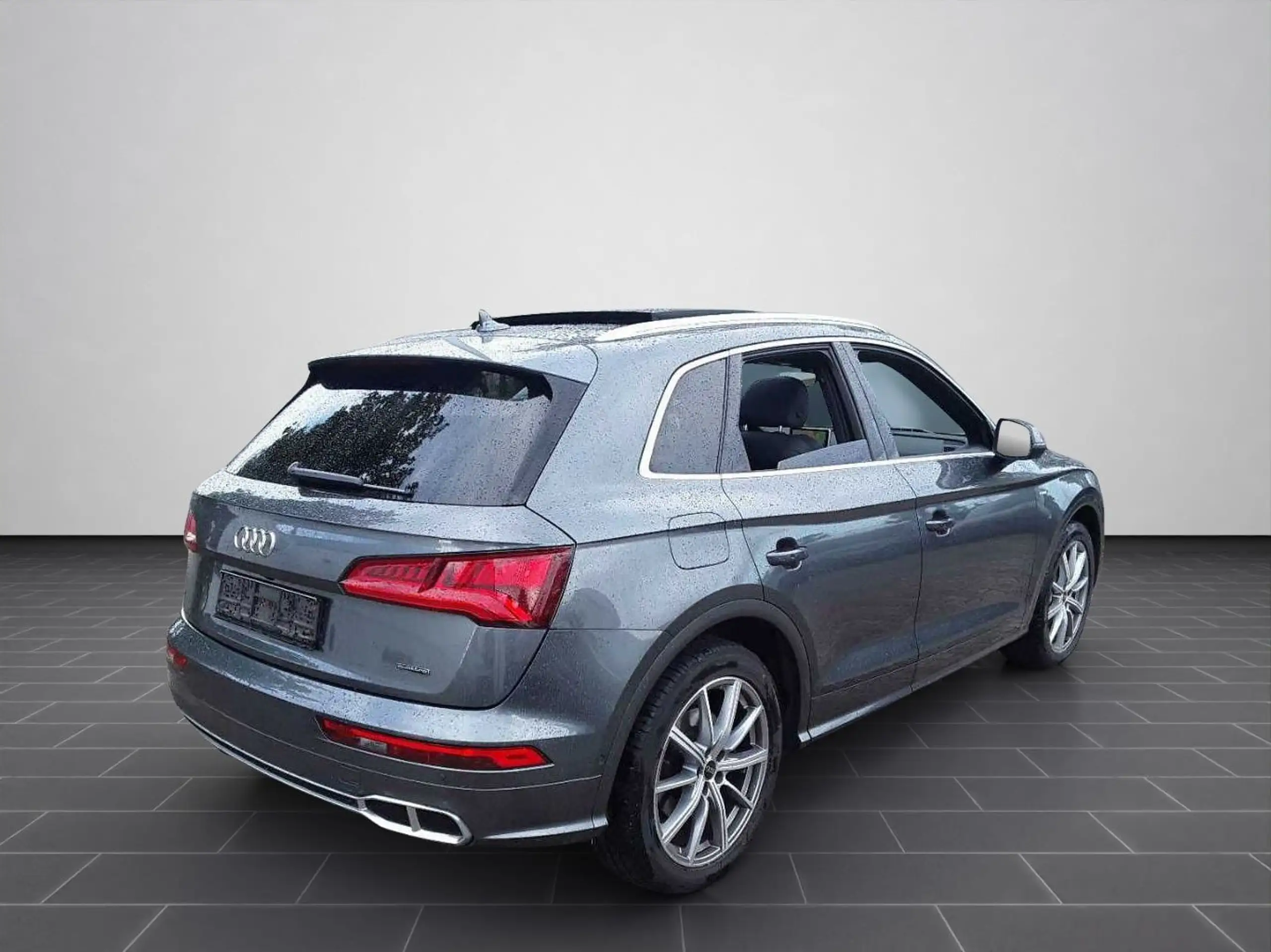 Audi - Q5