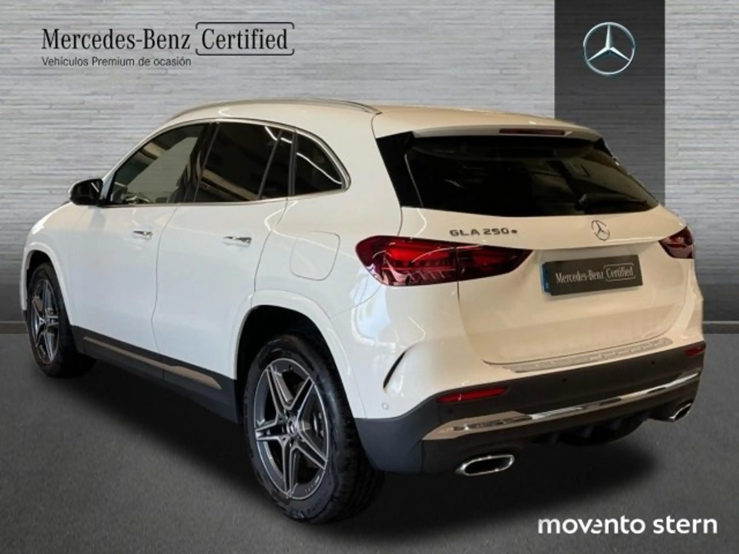 Mercedes-Benz - GLA 250