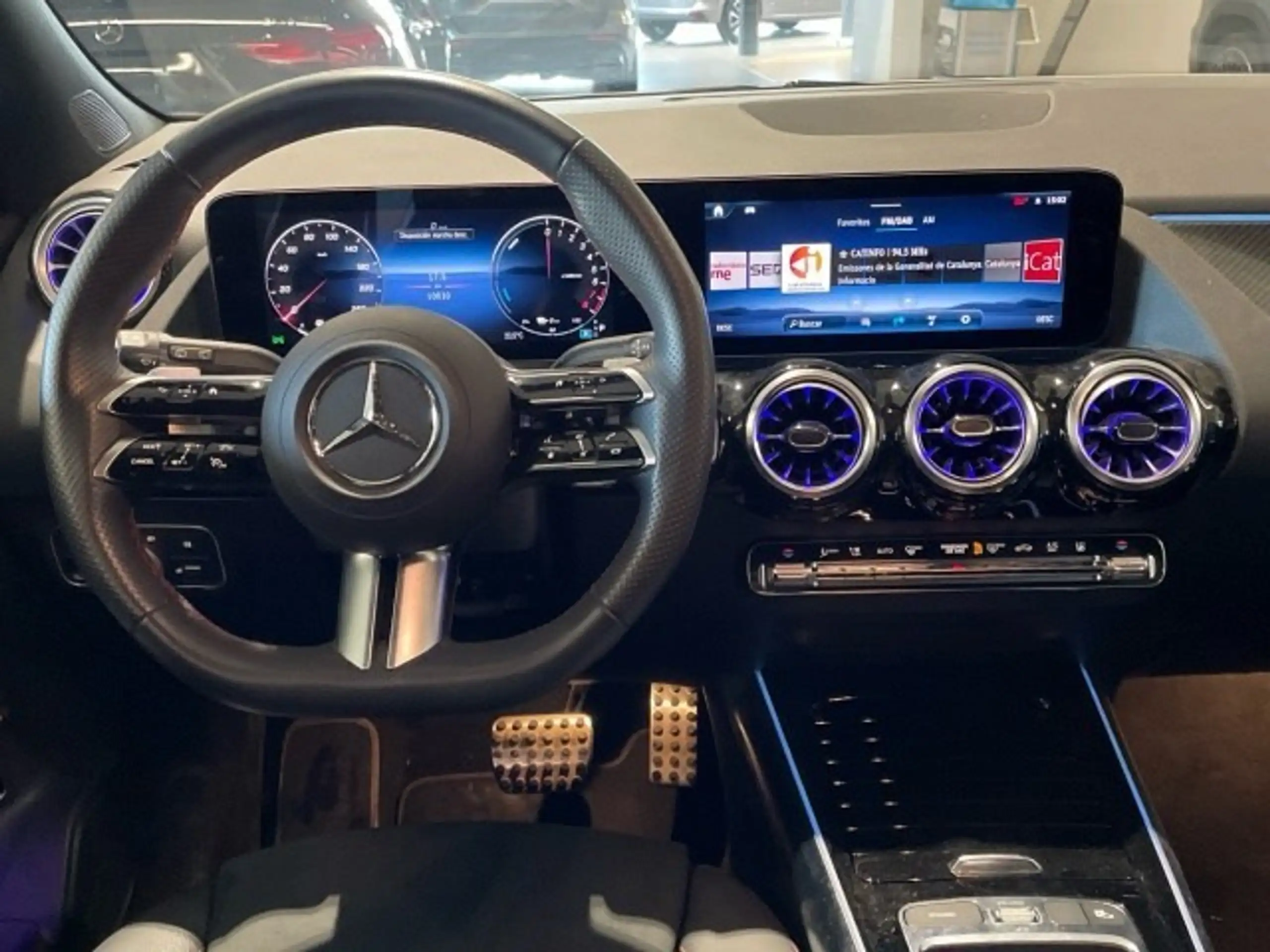 Mercedes-Benz - GLA 250