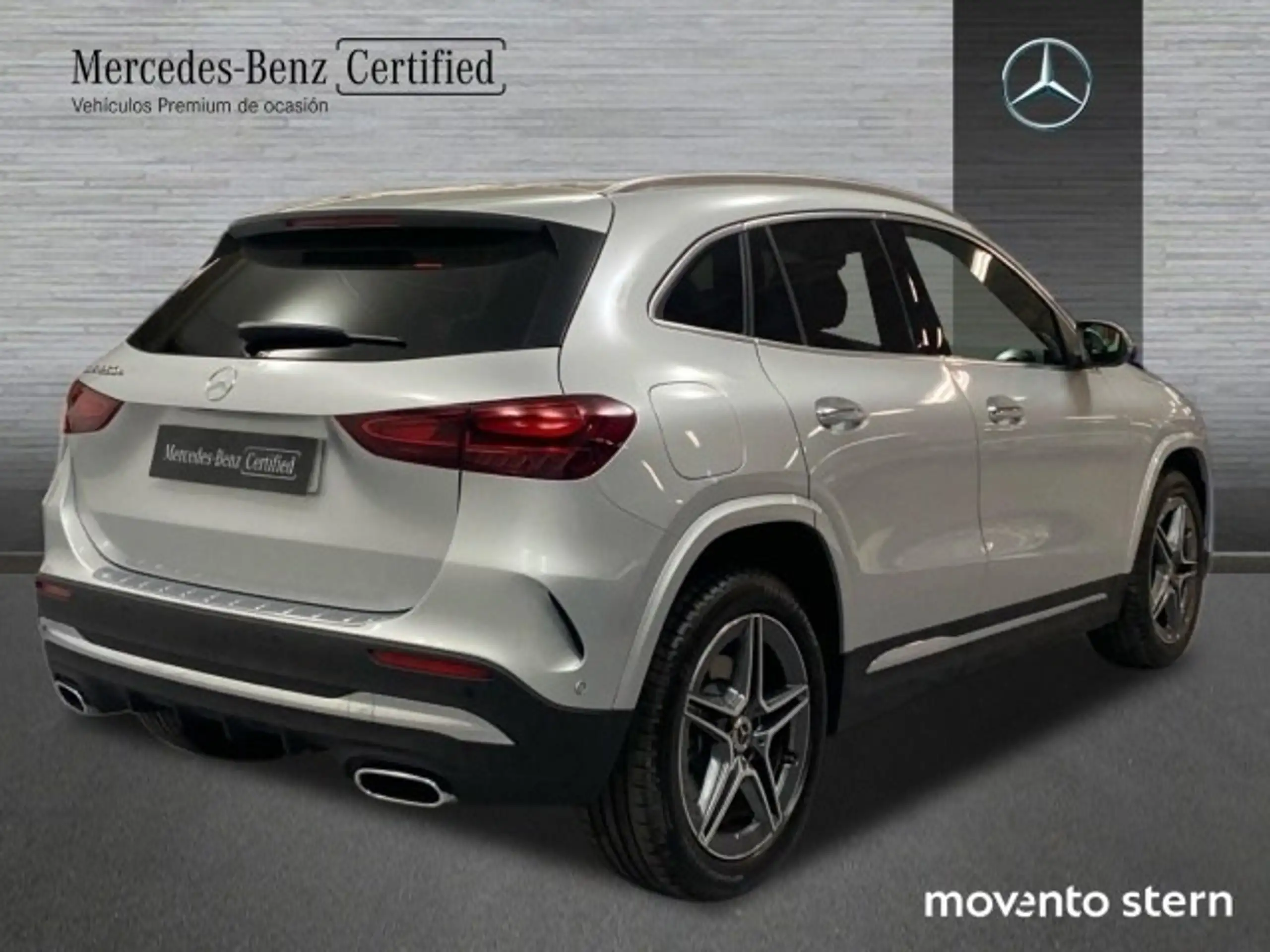 Mercedes-Benz - GLA 200