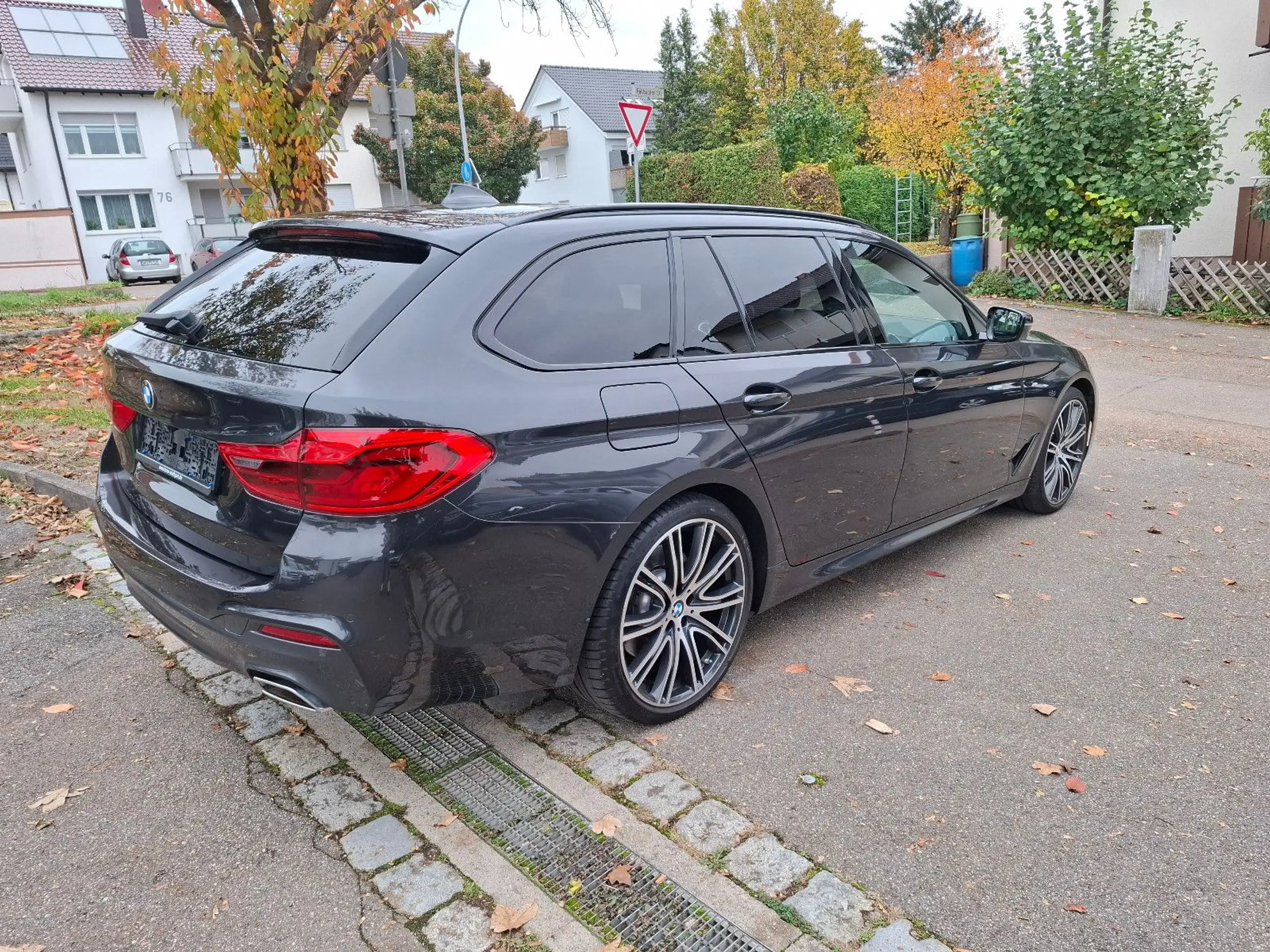 BMW - 540