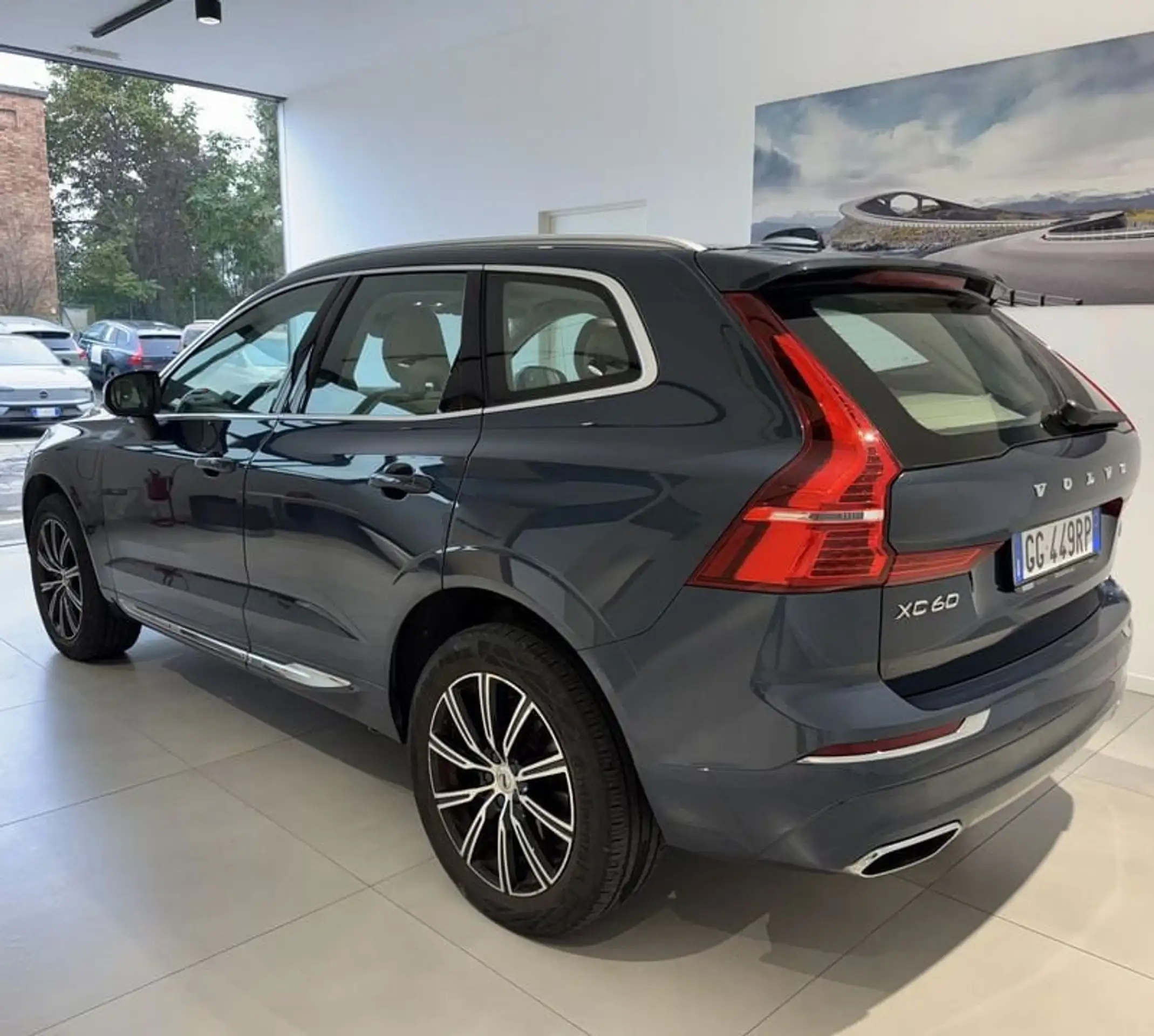 Volvo - XC60