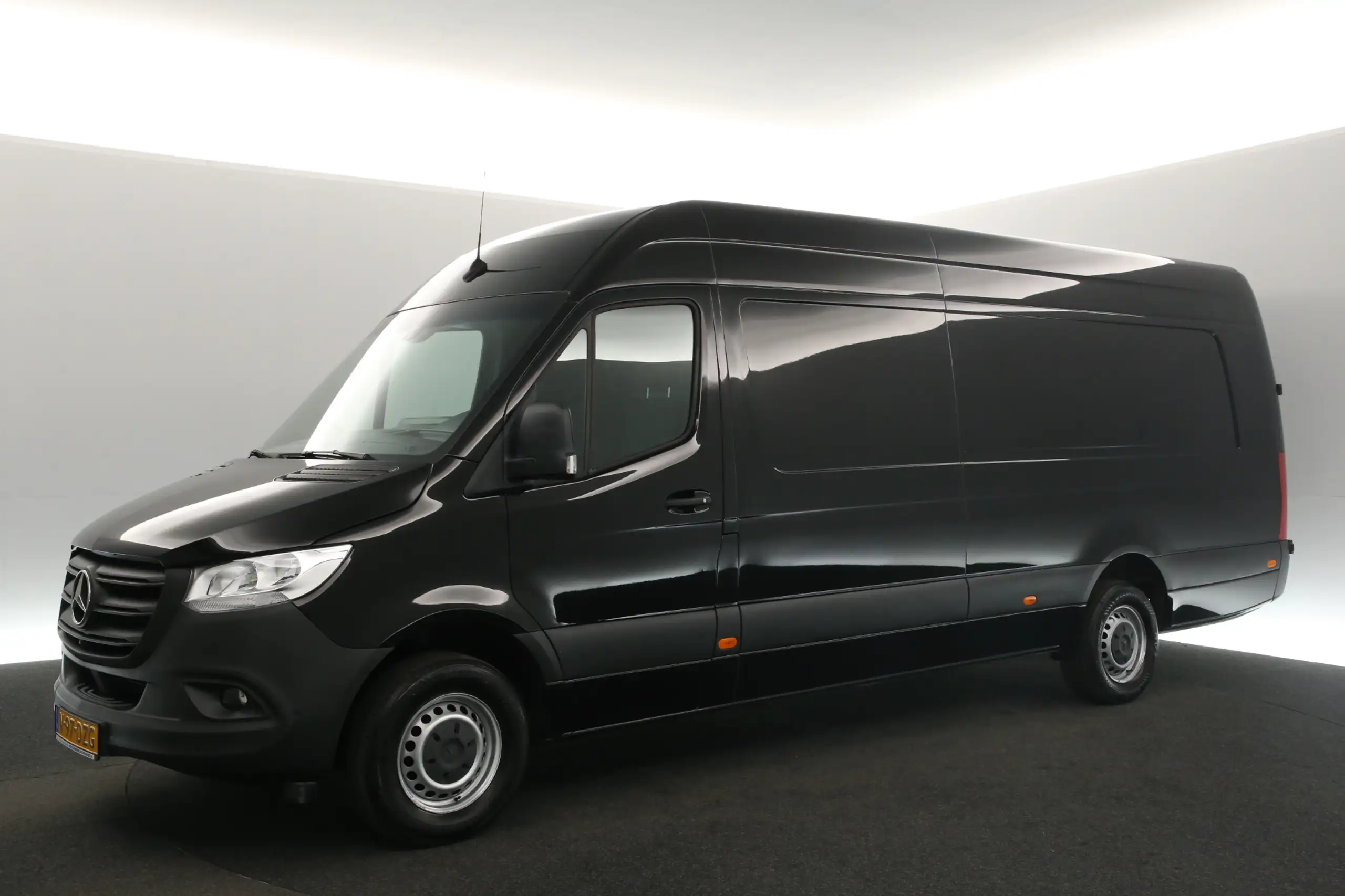 Mercedes-Benz - Sprinter