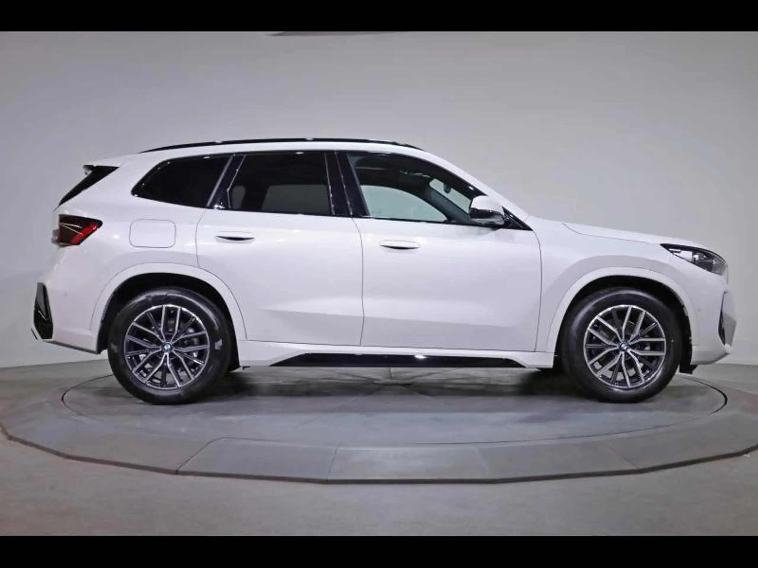 BMW - X1