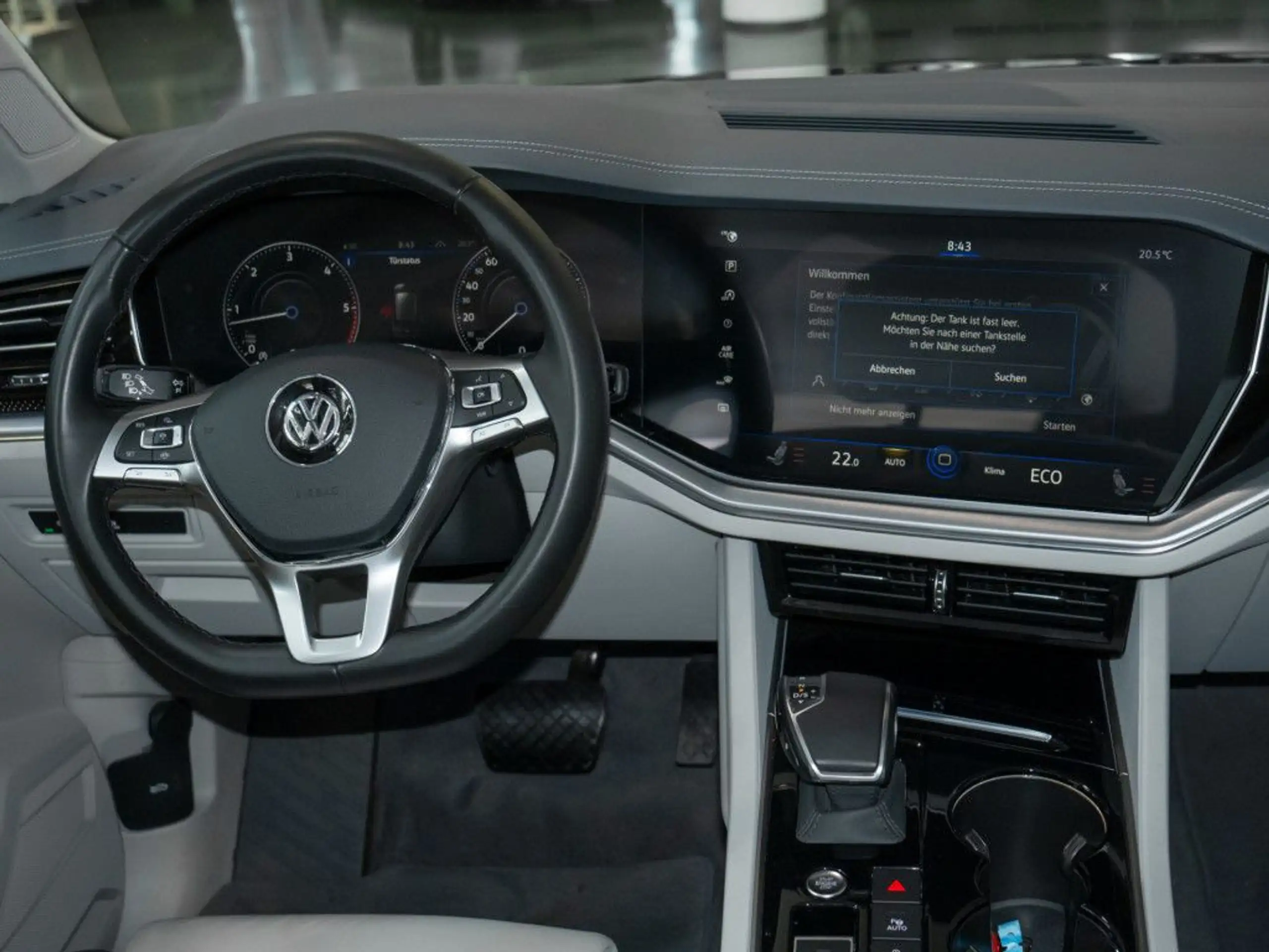 Volkswagen - Touareg