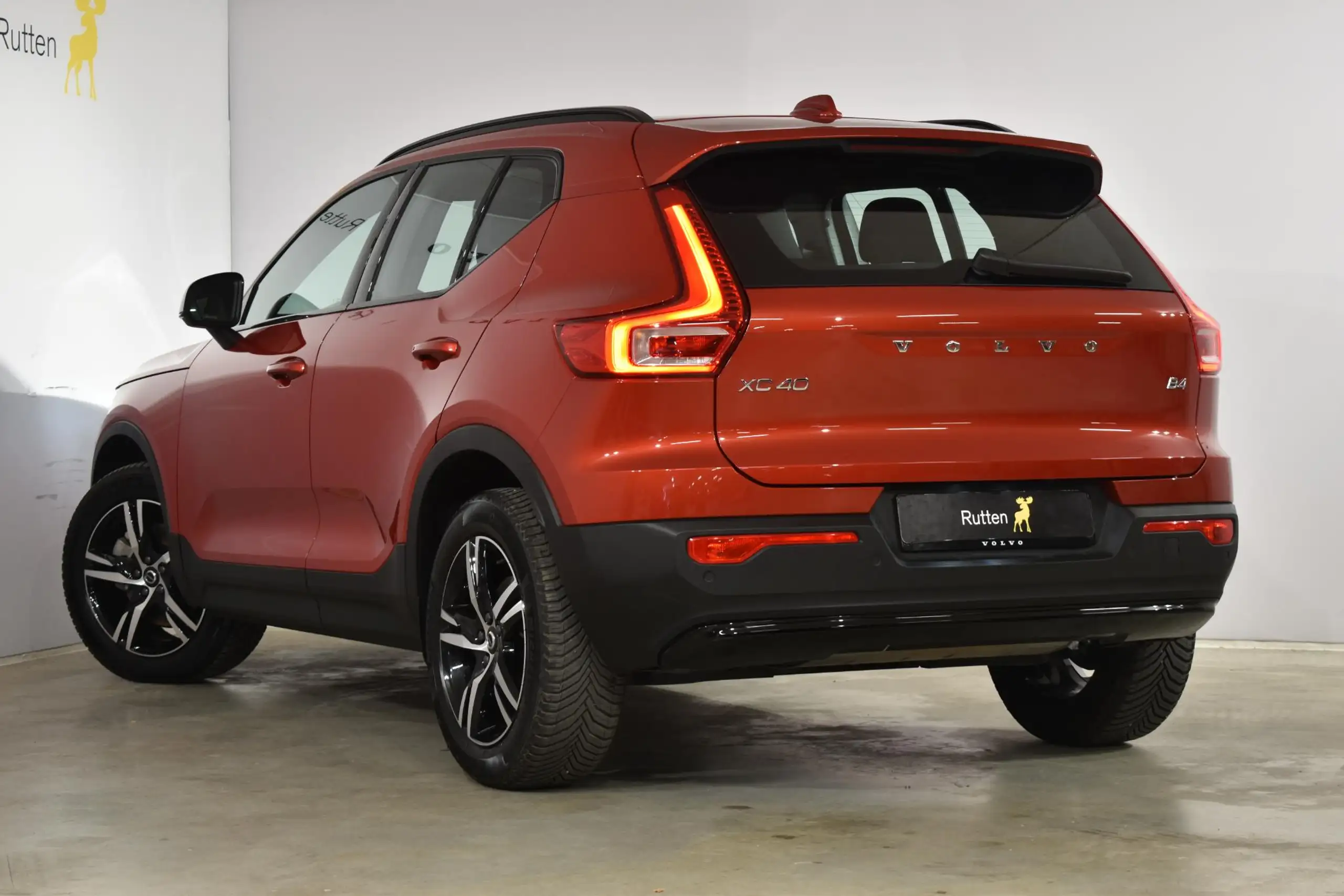 Volvo - XC40