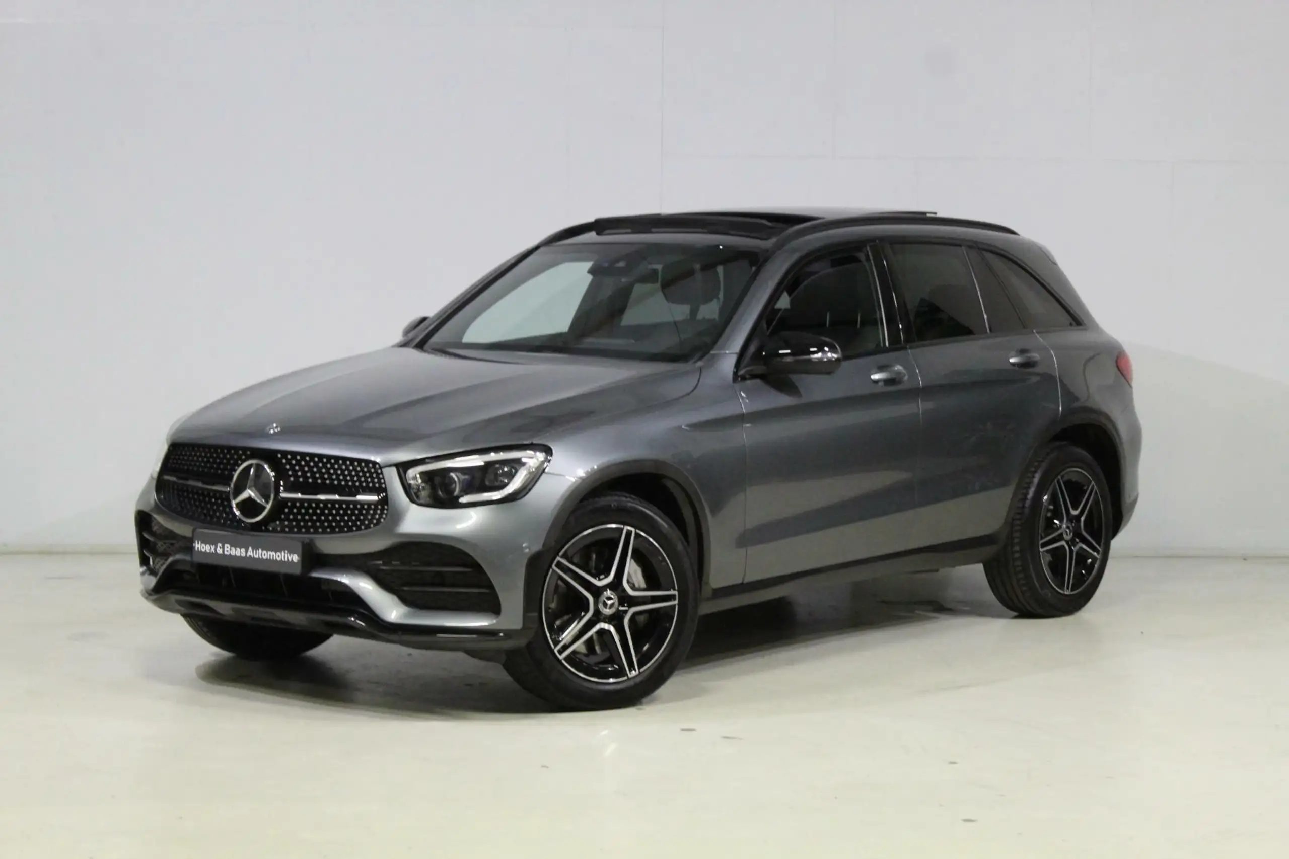 Mercedes-Benz - GLC 200