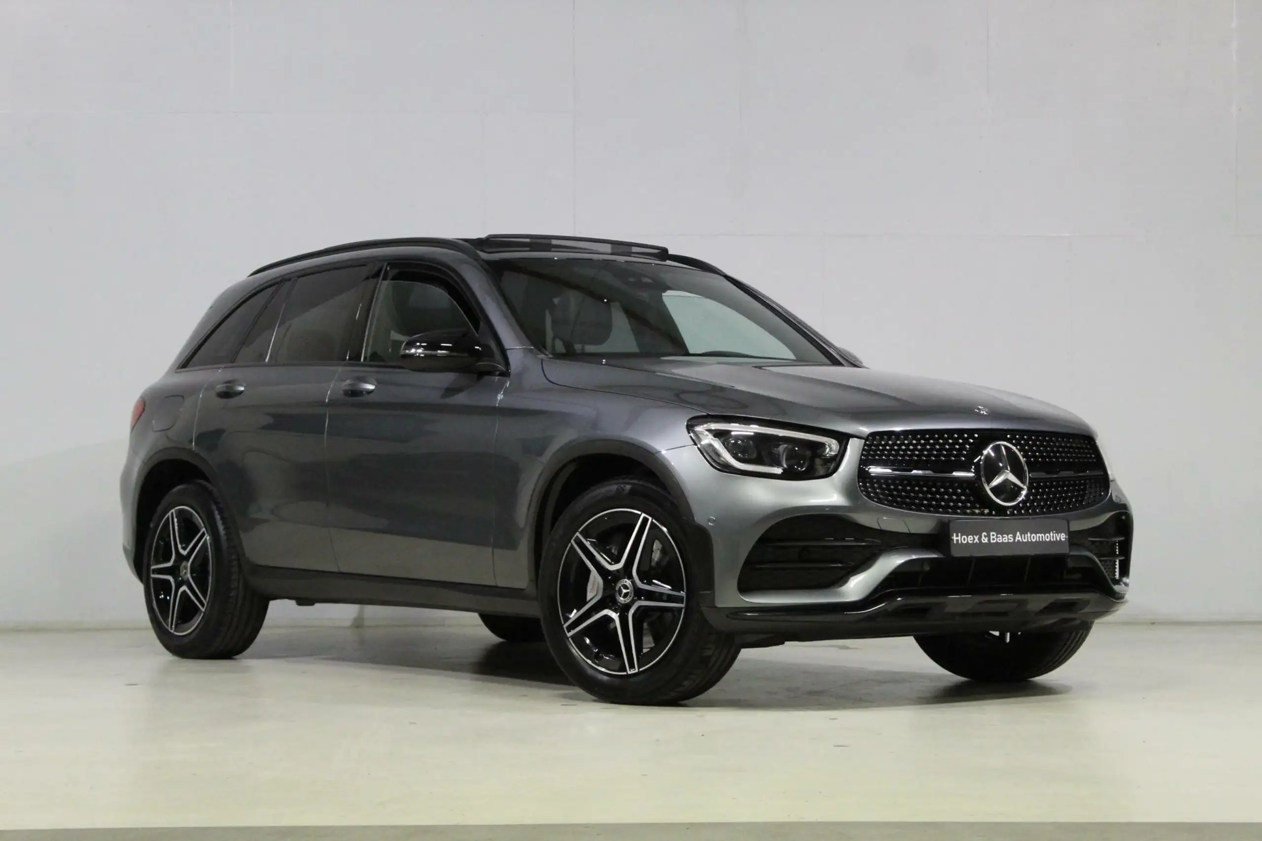 Mercedes-Benz - GLC 200