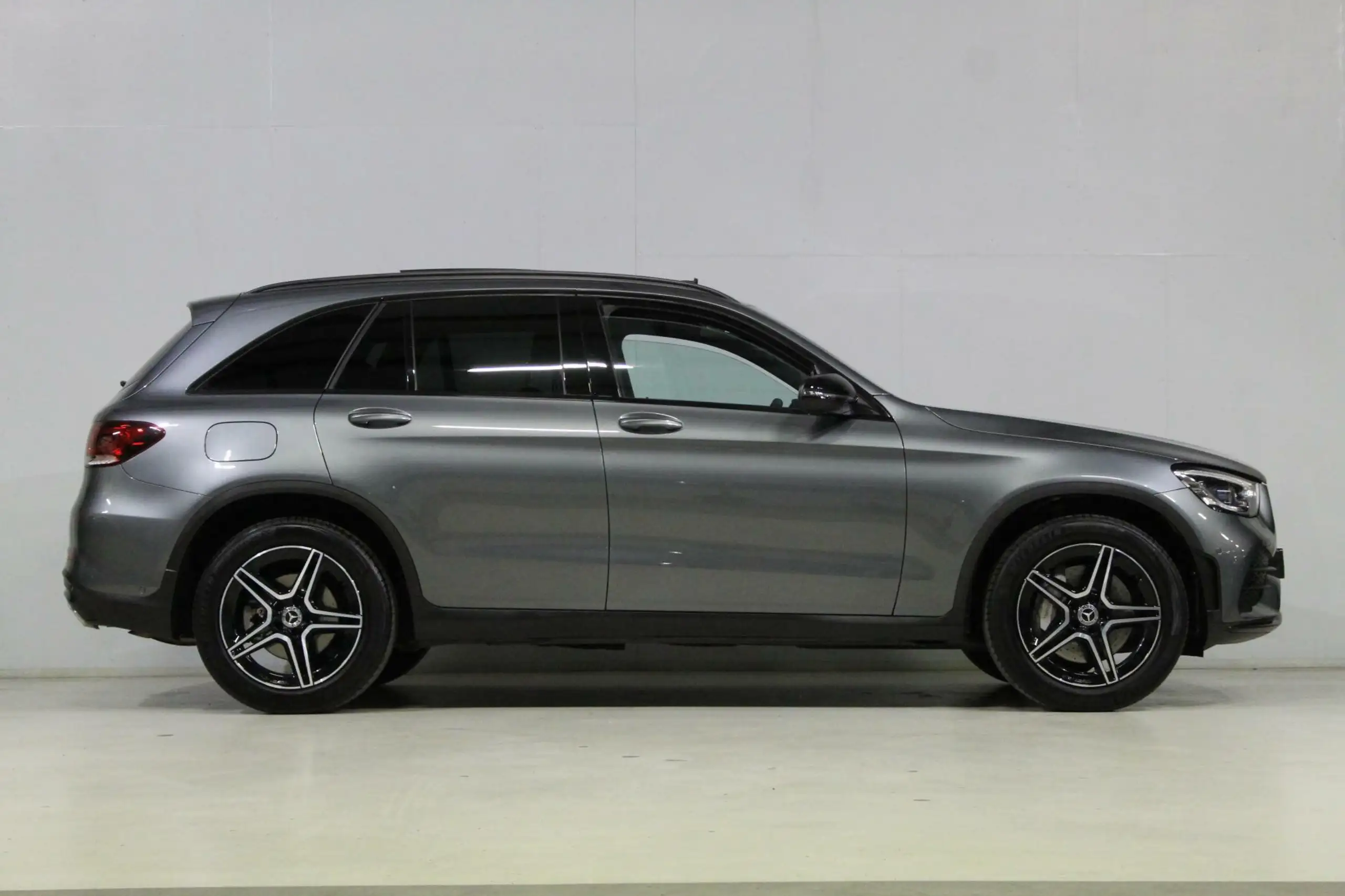 Mercedes-Benz - GLC 200