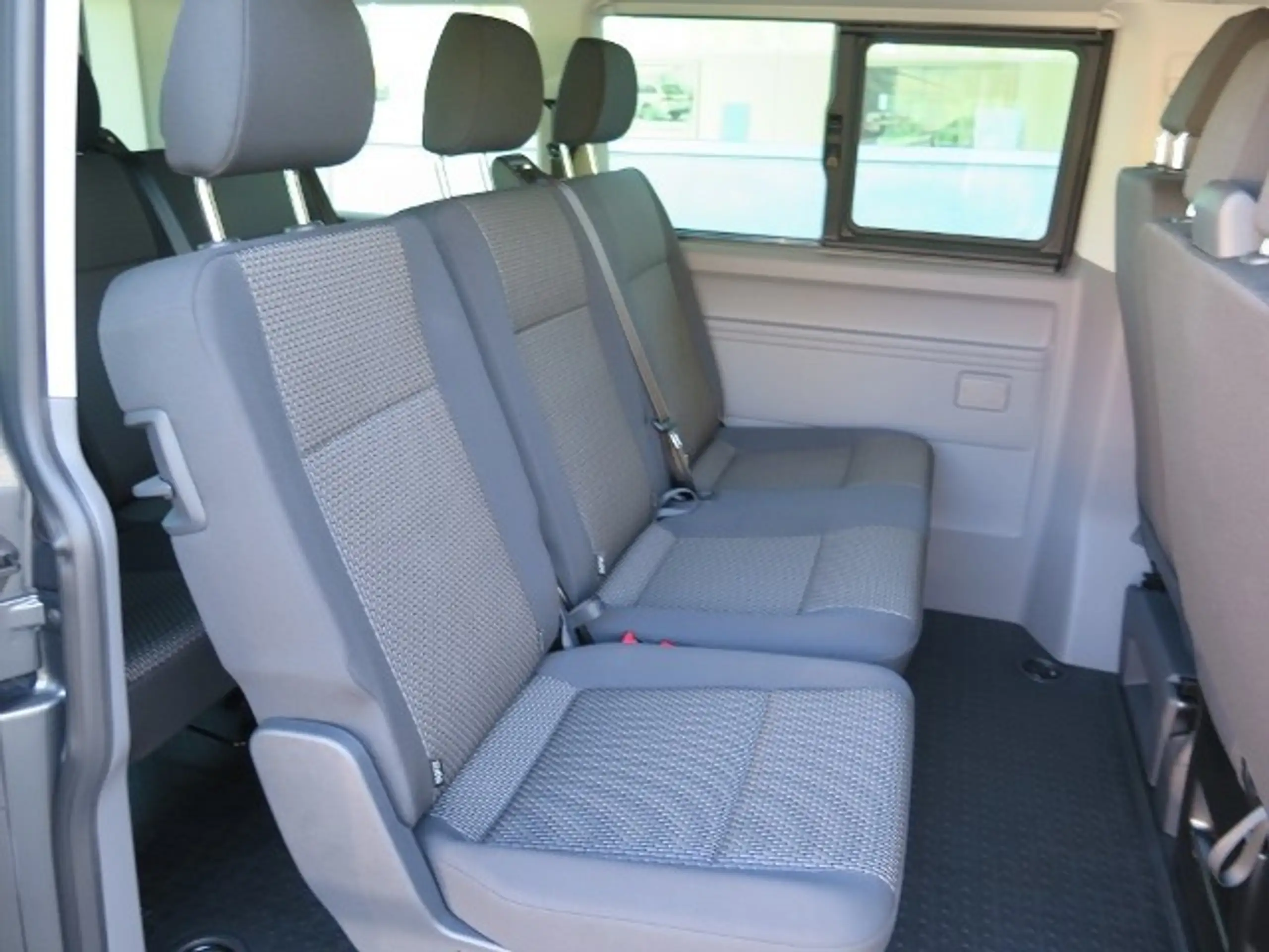 Volkswagen - T6.1 Caravelle