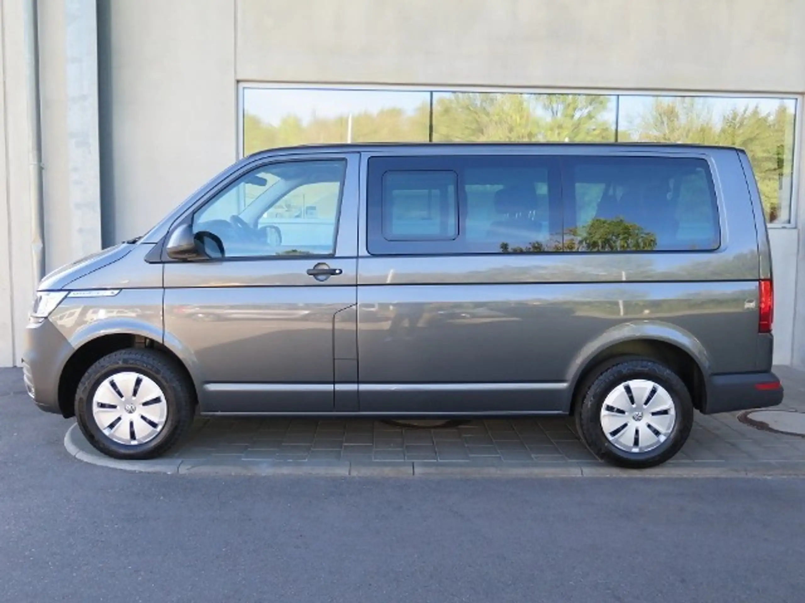 Volkswagen - T6.1 Caravelle