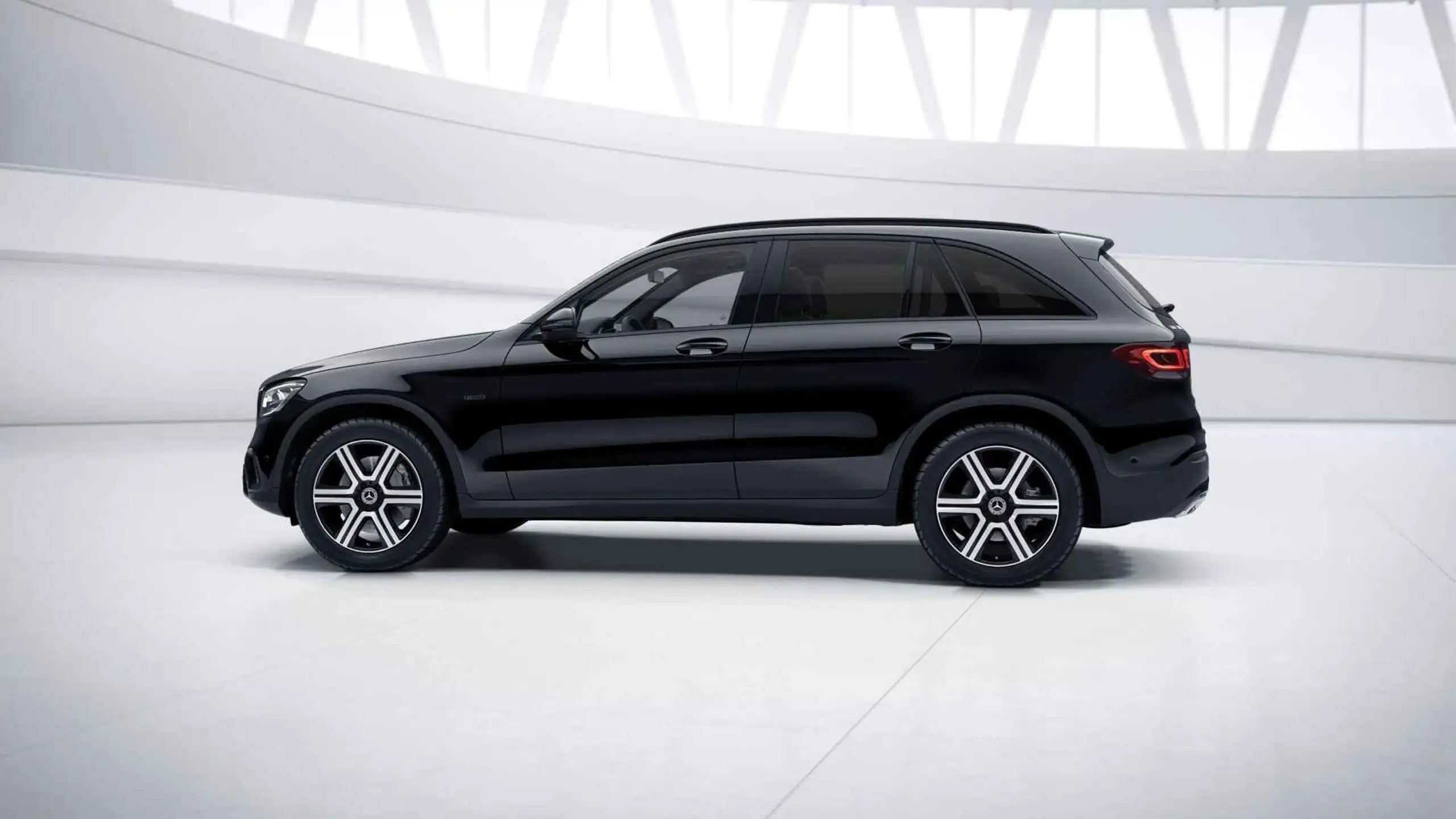 Mercedes-Benz - GLC 300