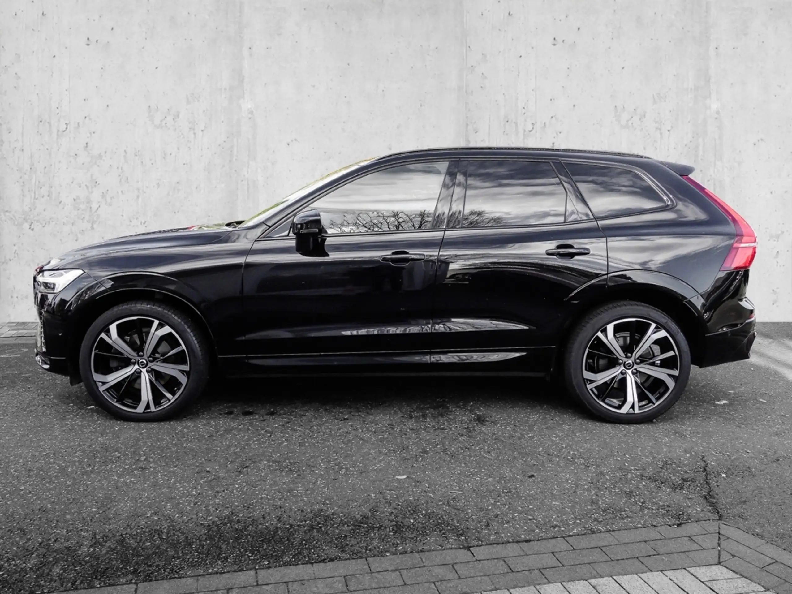 Volvo - XC60