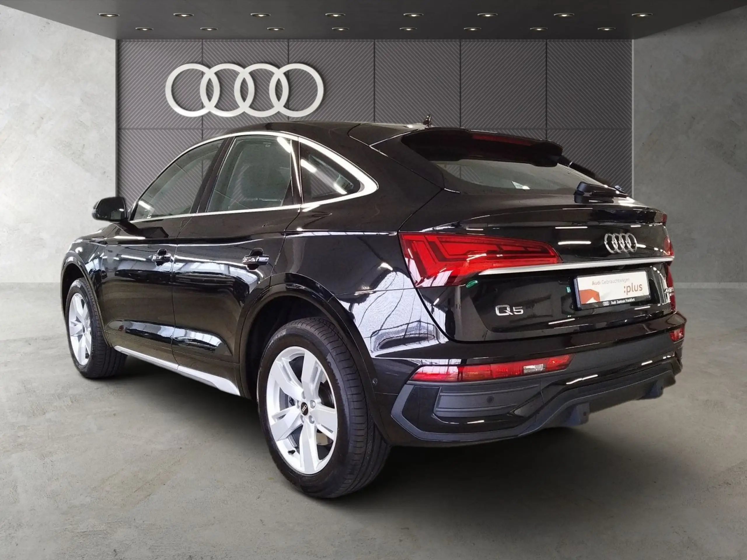 Audi - Q5