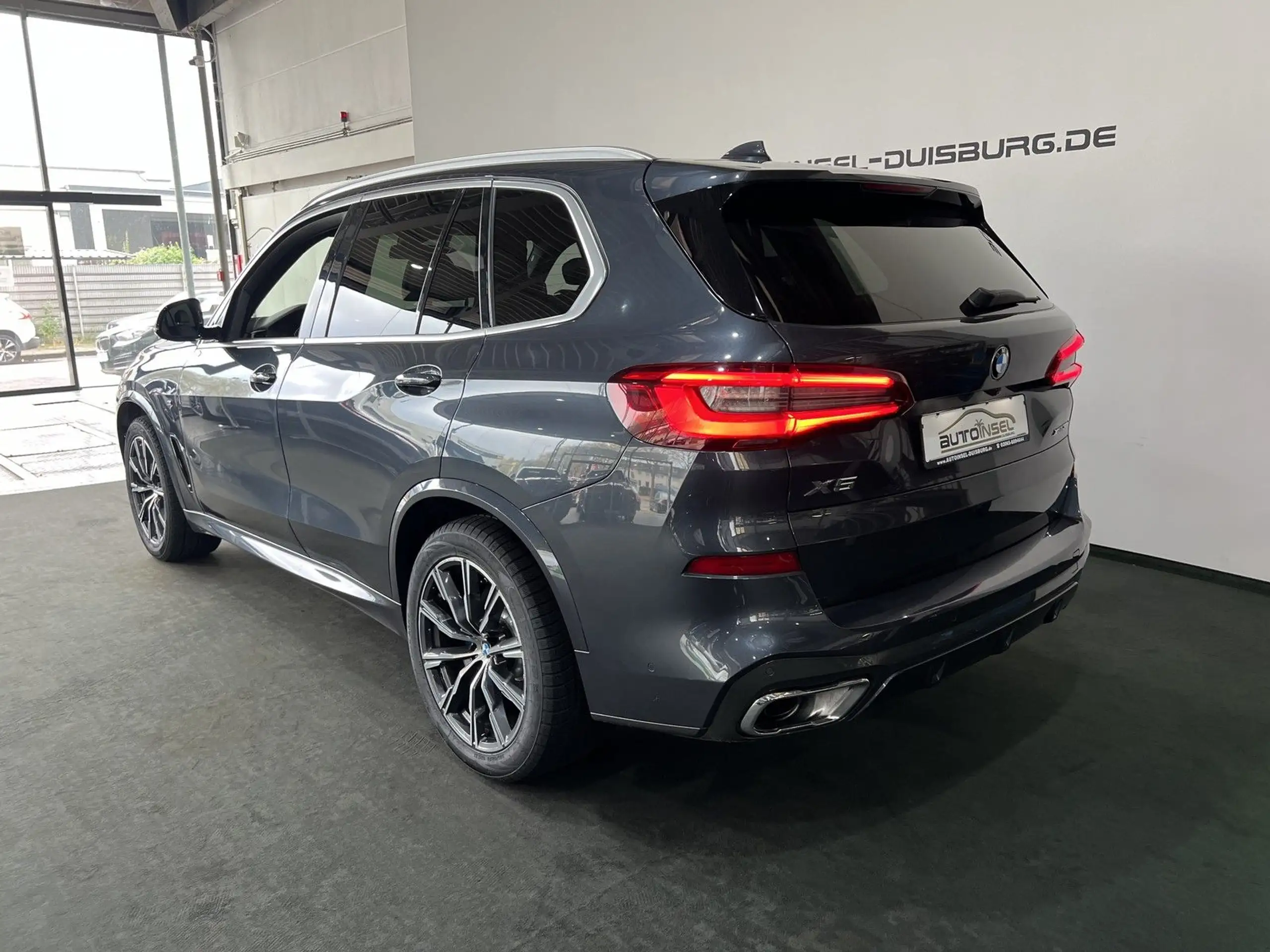 BMW - X5