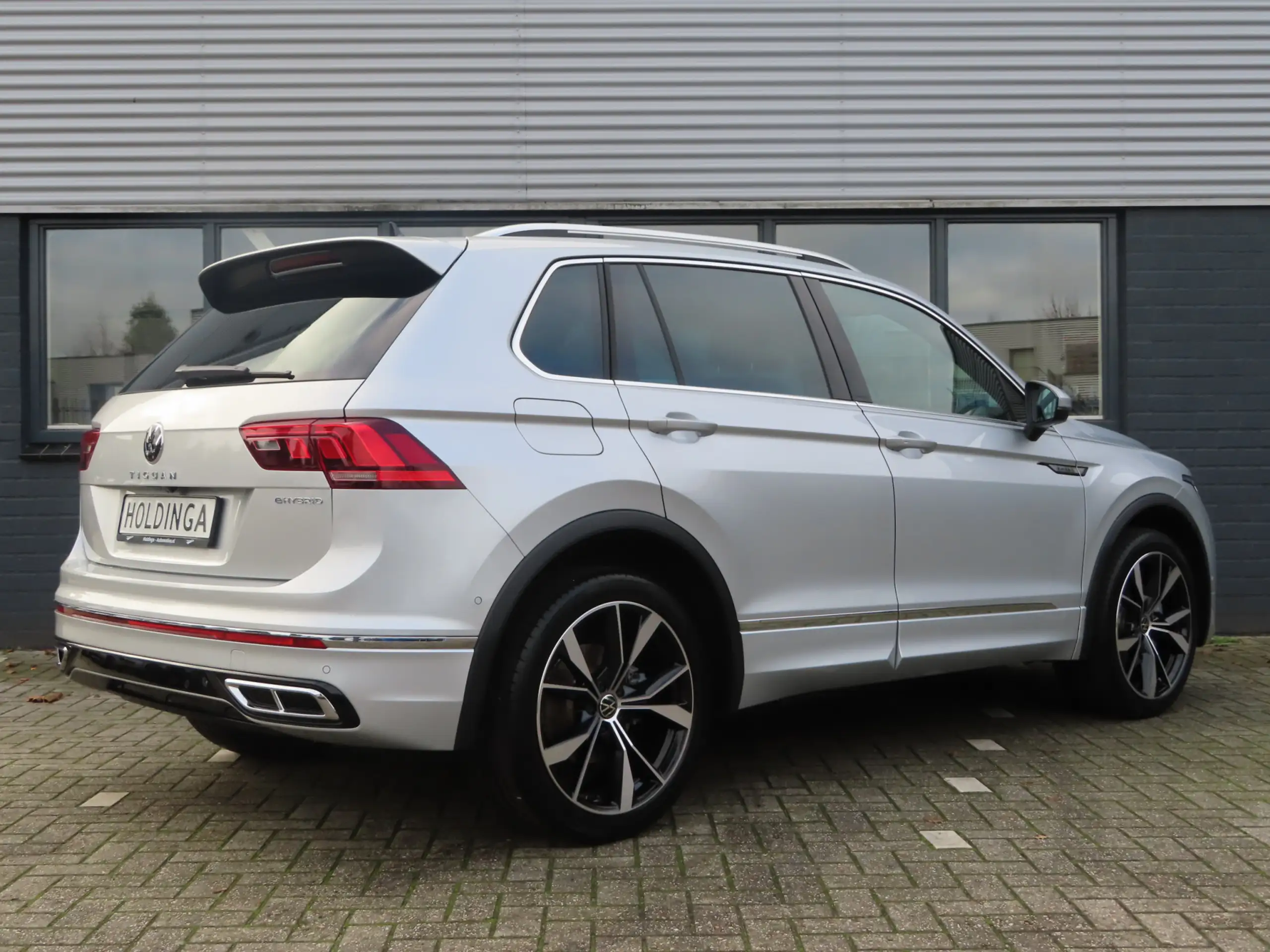 Volkswagen - Tiguan