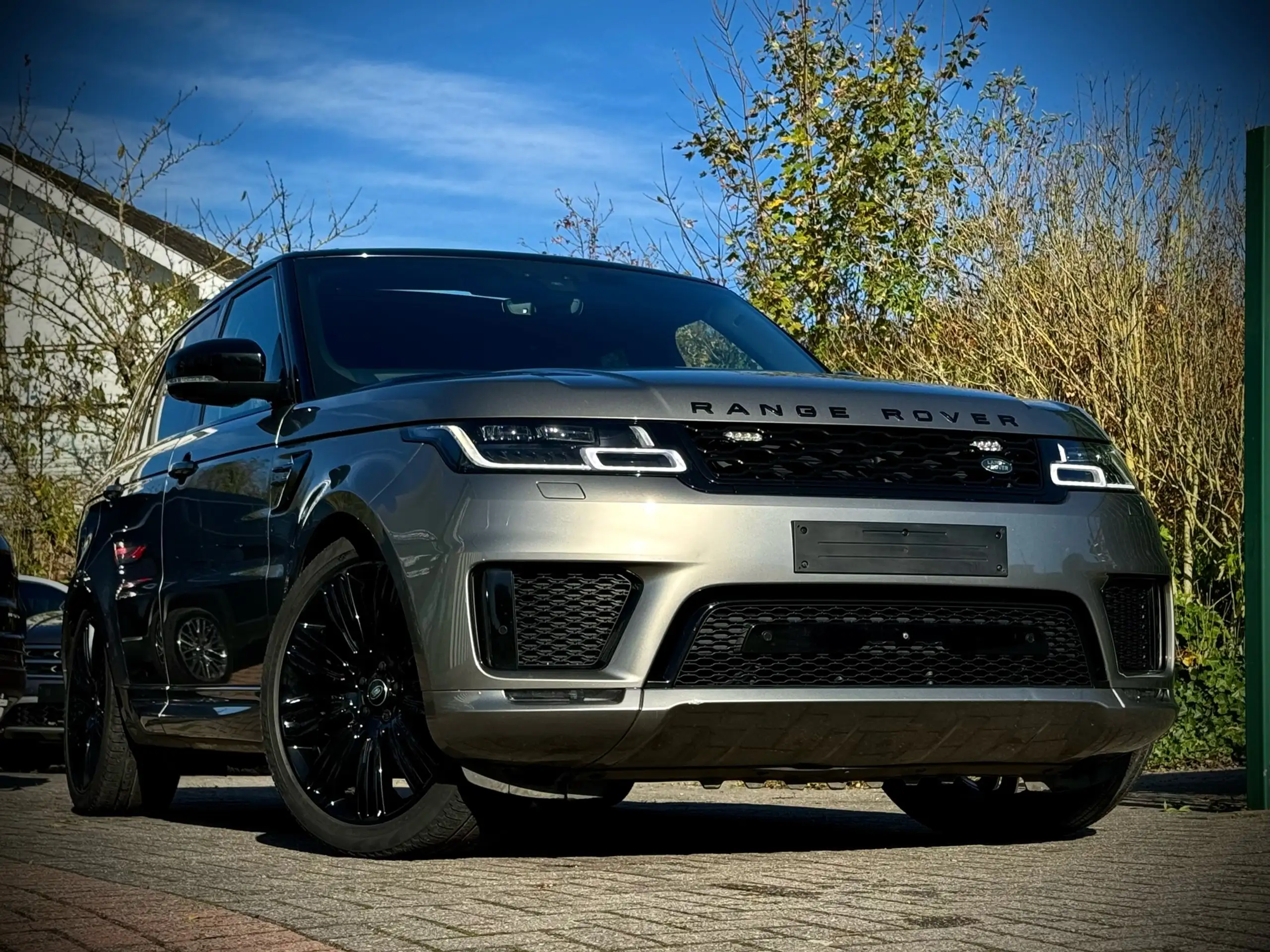 Land Rover - Range Rover Sport