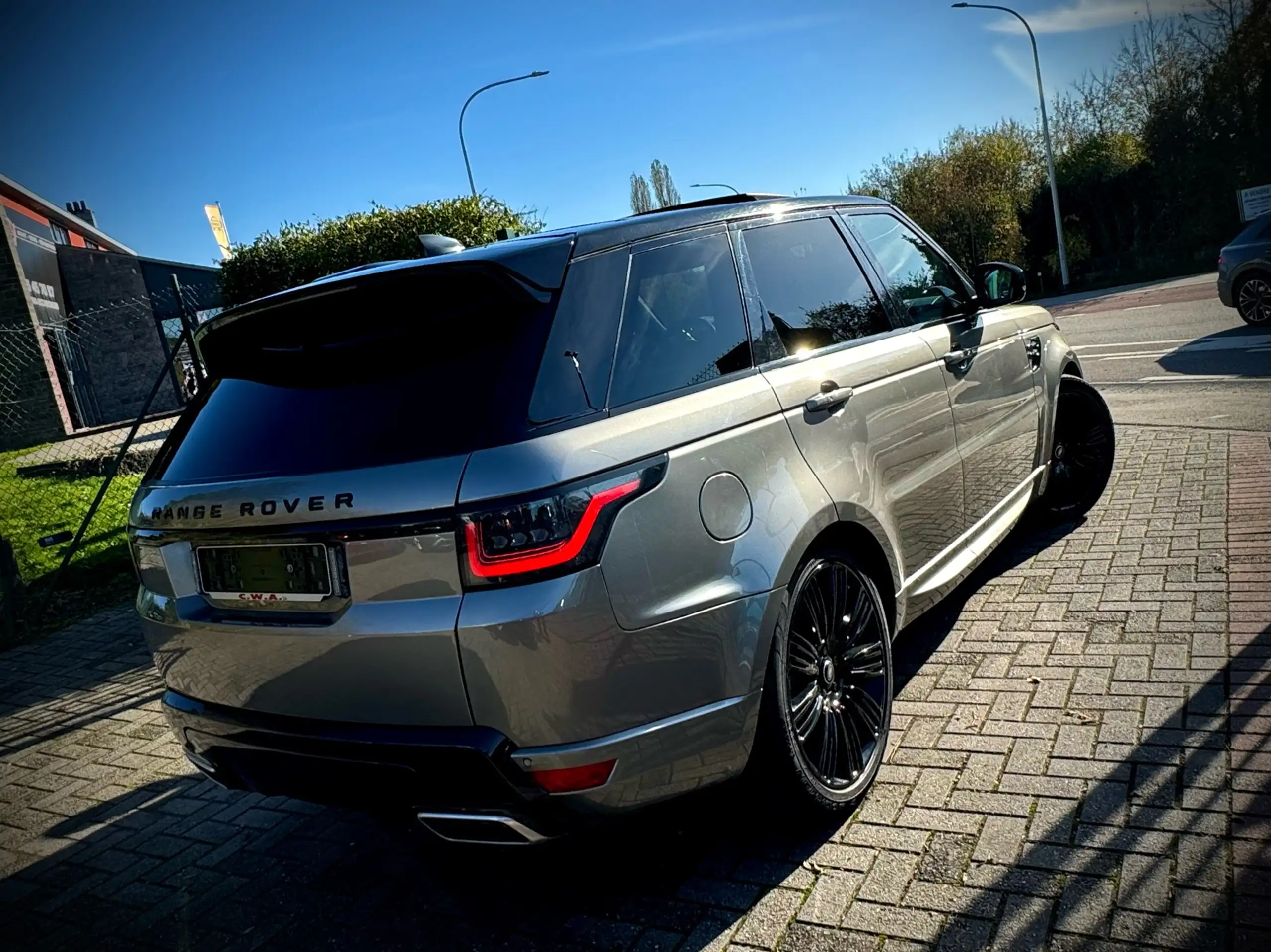 Land Rover - Range Rover Sport