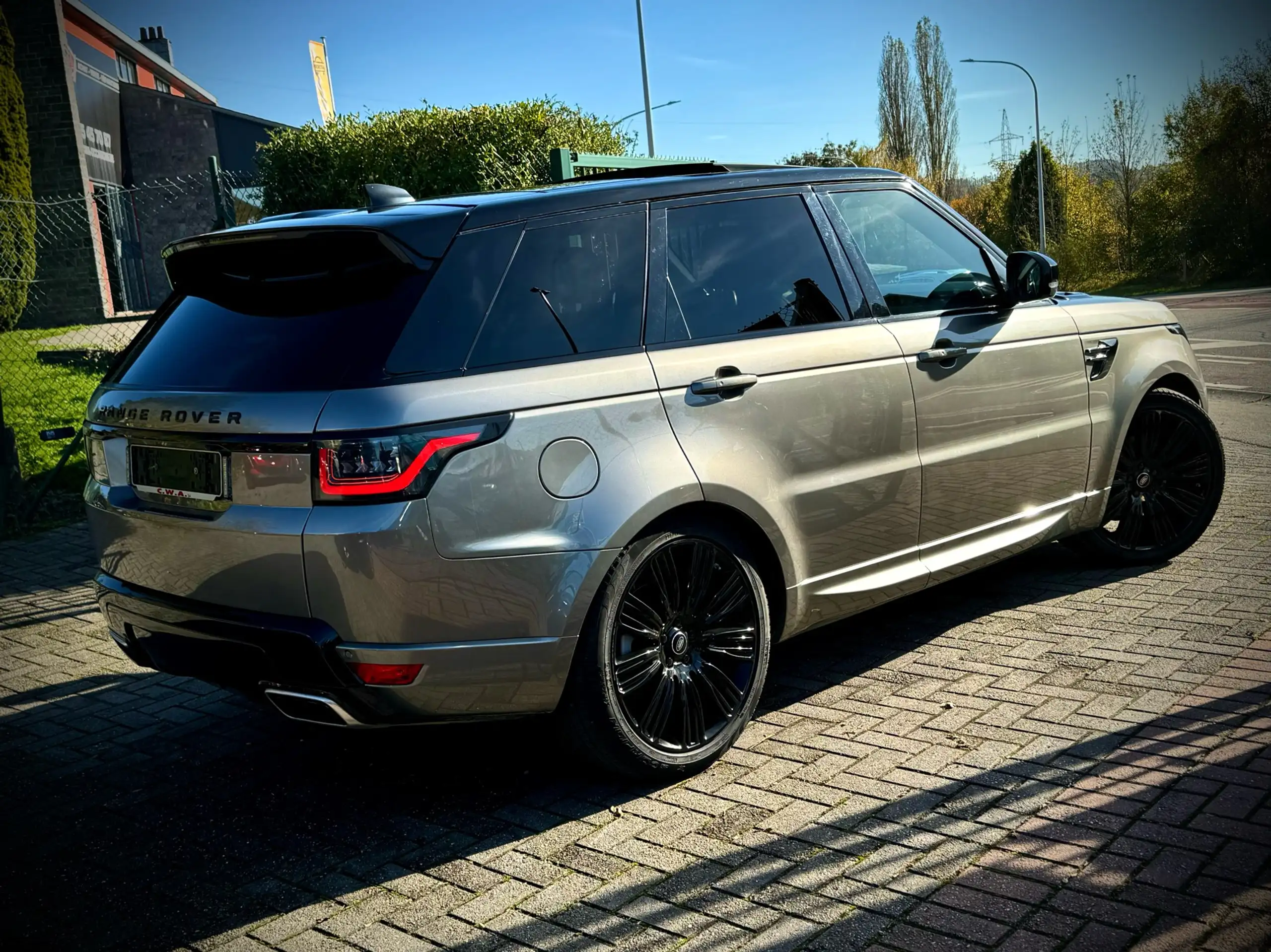 Land Rover - Range Rover Sport