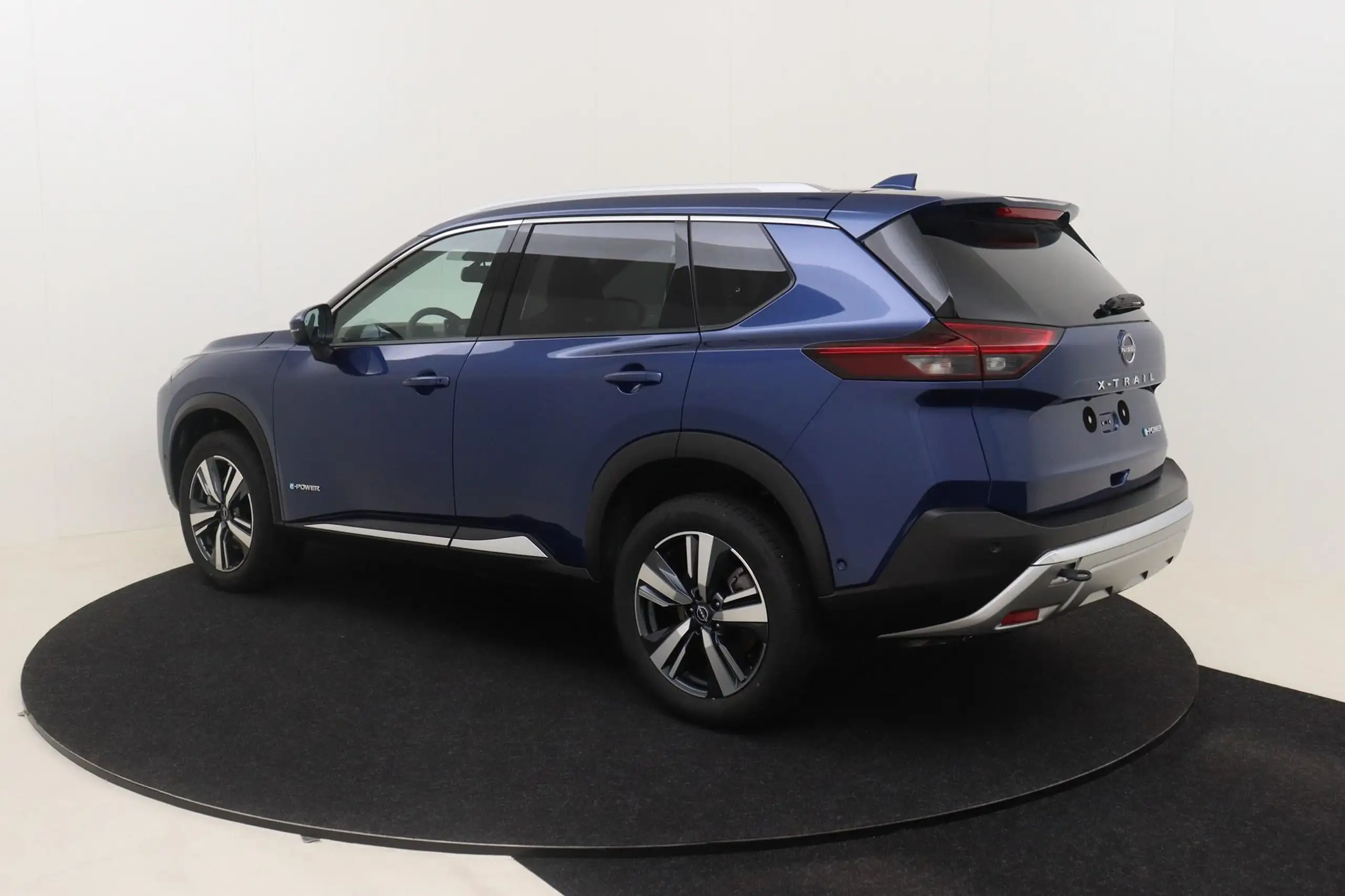 Nissan - X-Trail