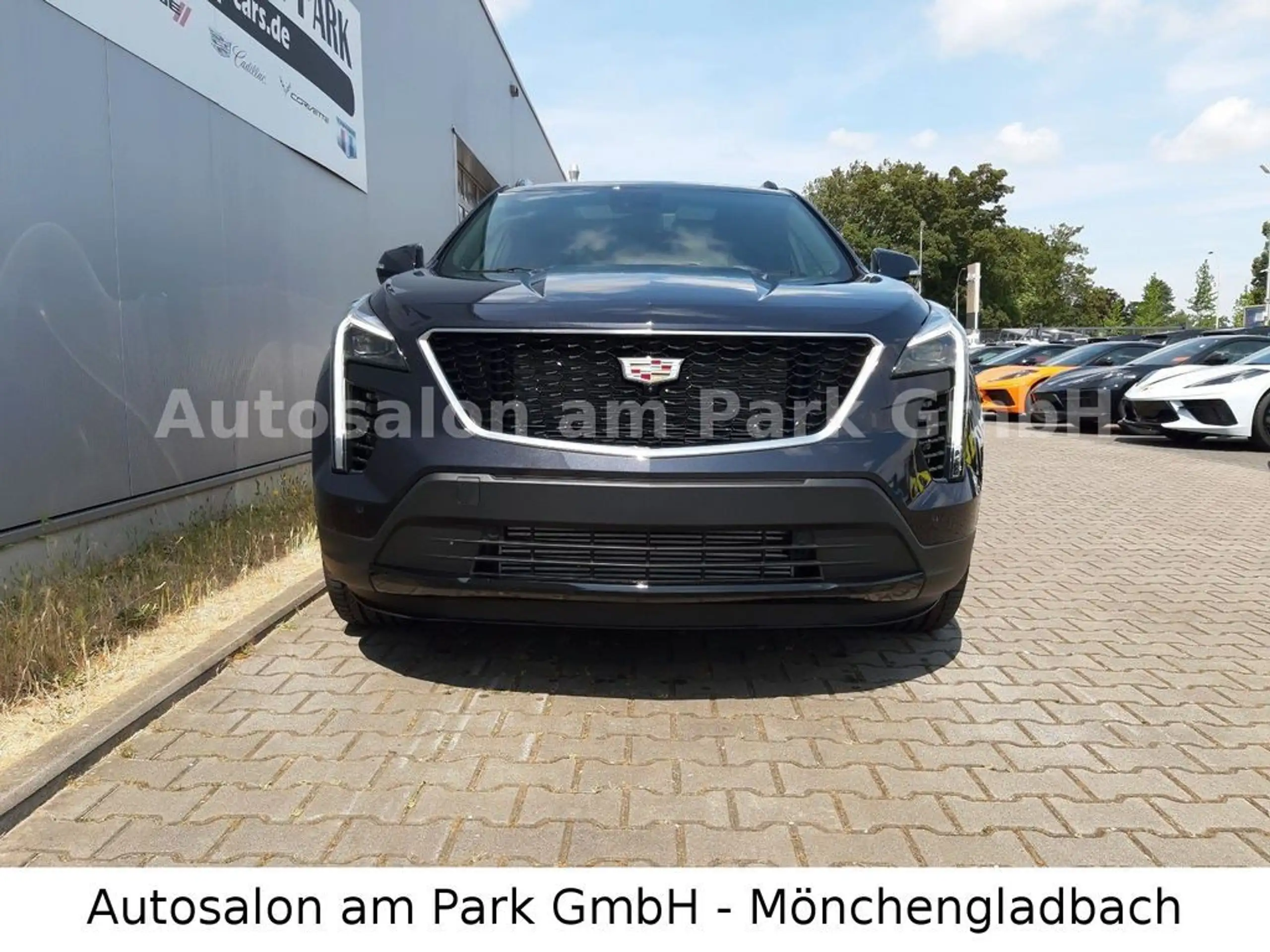 Cadillac - XT4