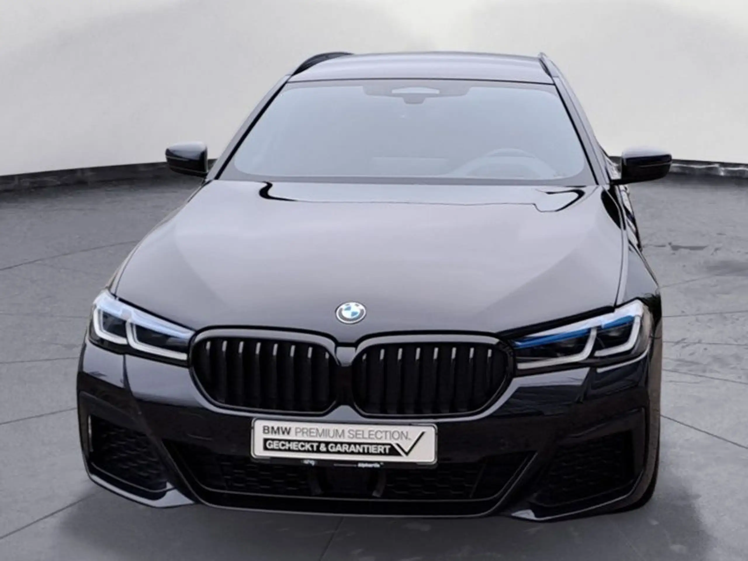 BMW - 520