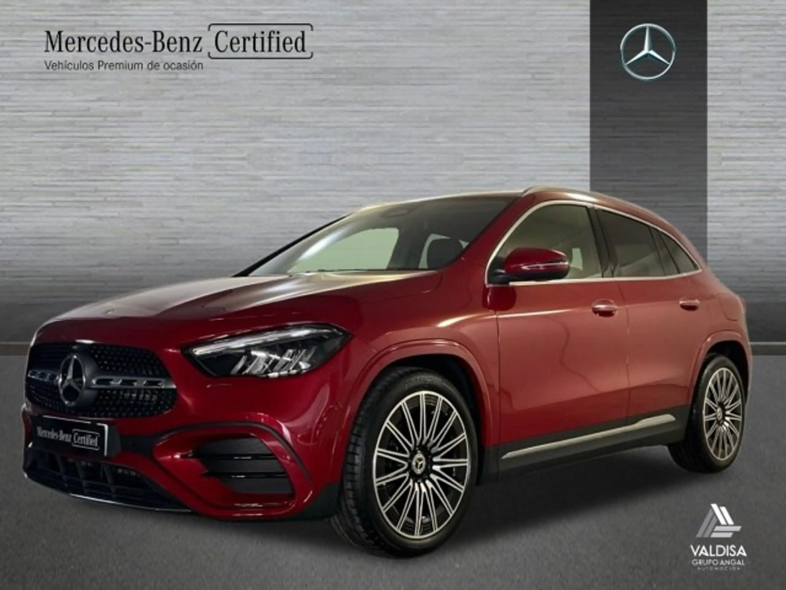 Mercedes-Benz - GLA 200