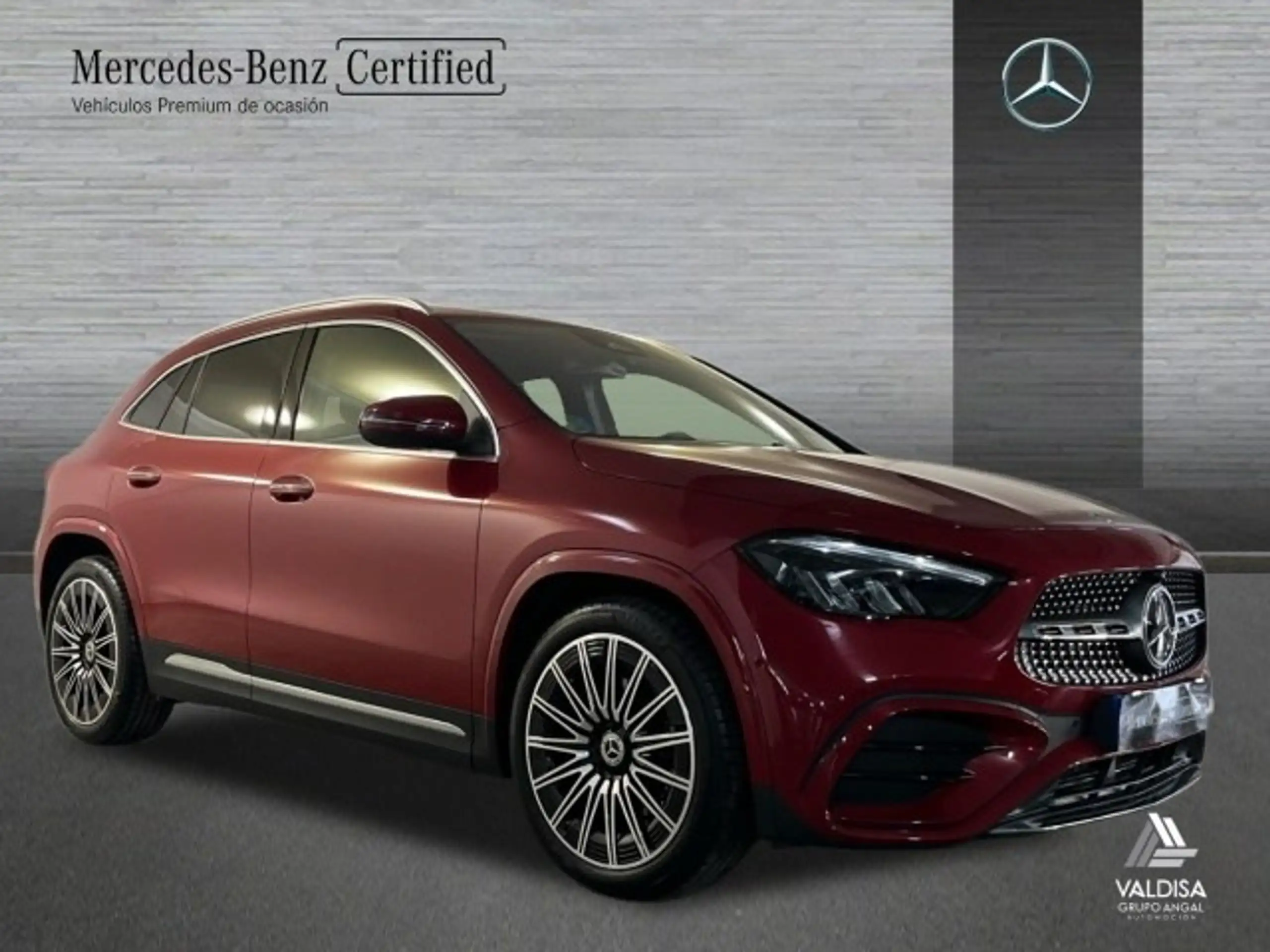 Mercedes-Benz - GLA 200