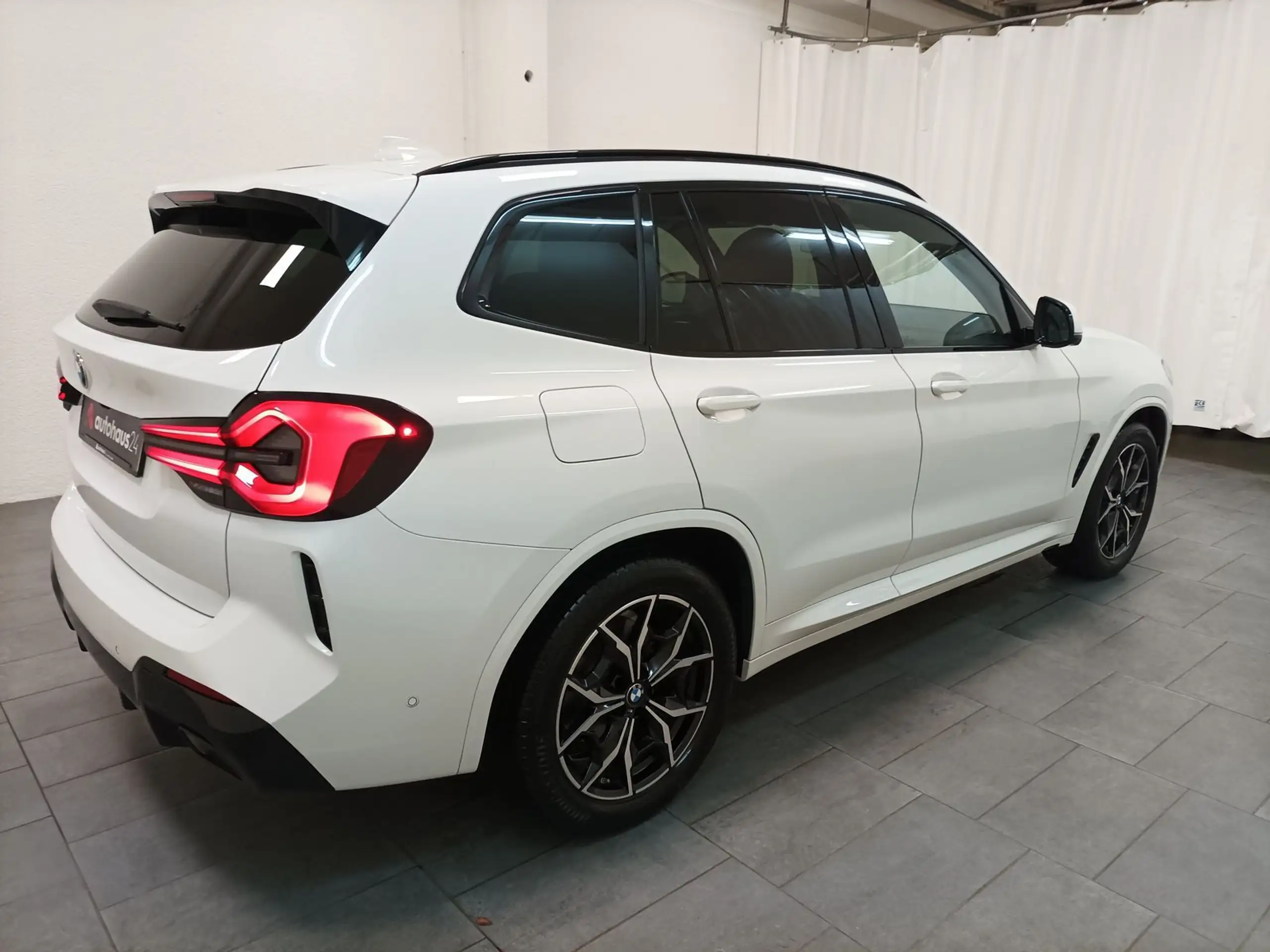 BMW - X3