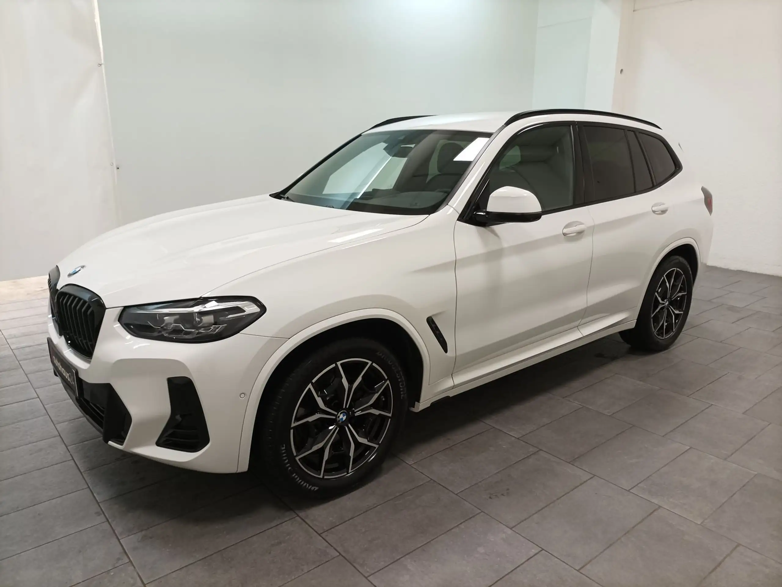 BMW - X3