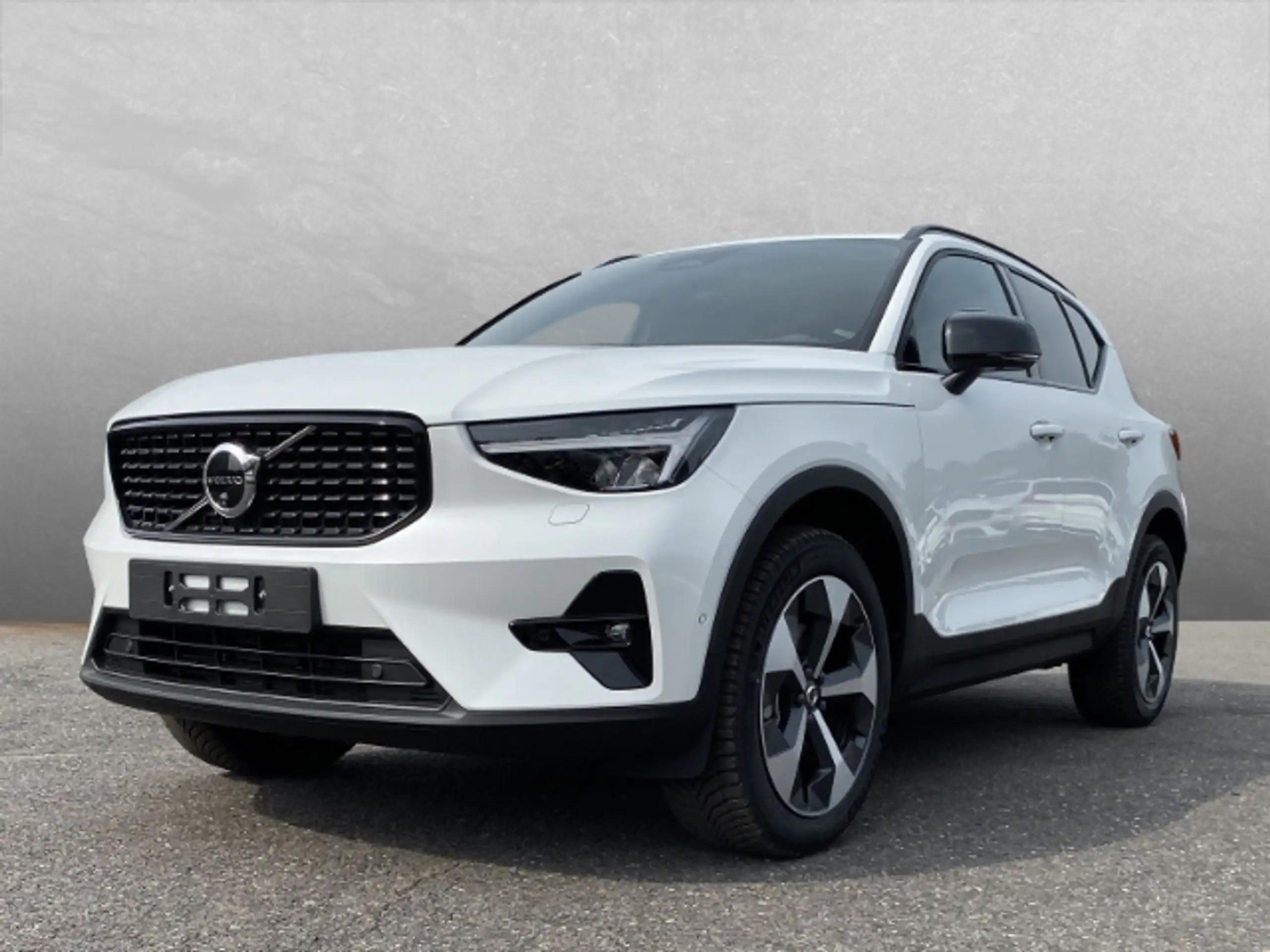 Volvo - XC40