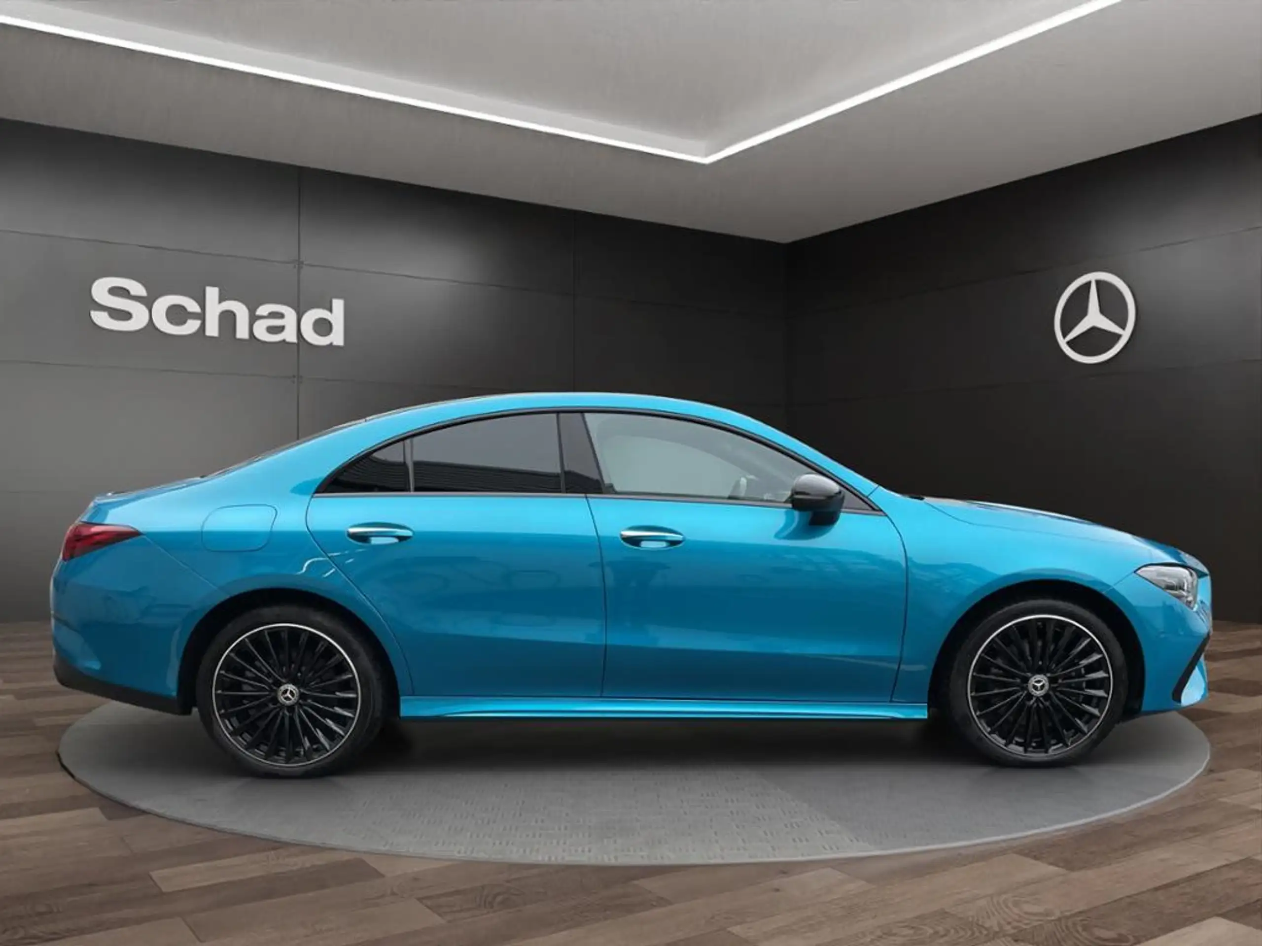 Mercedes-Benz - CLA 250