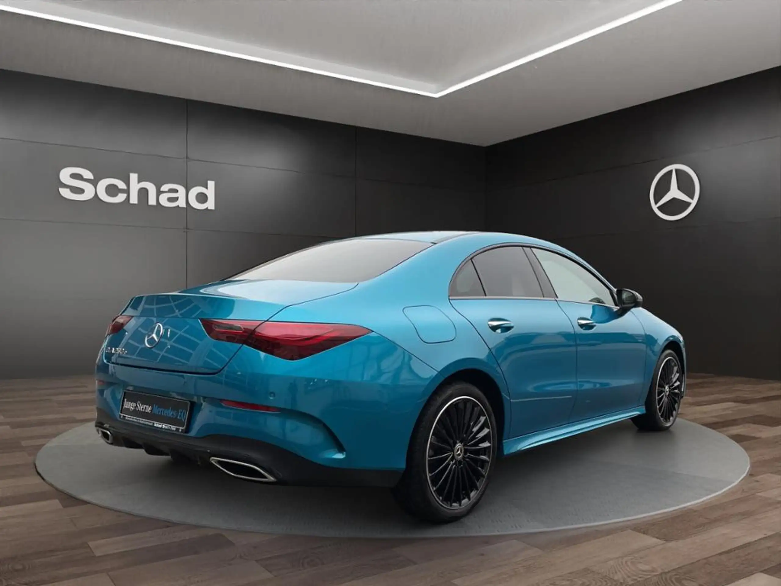 Mercedes-Benz - CLA 250