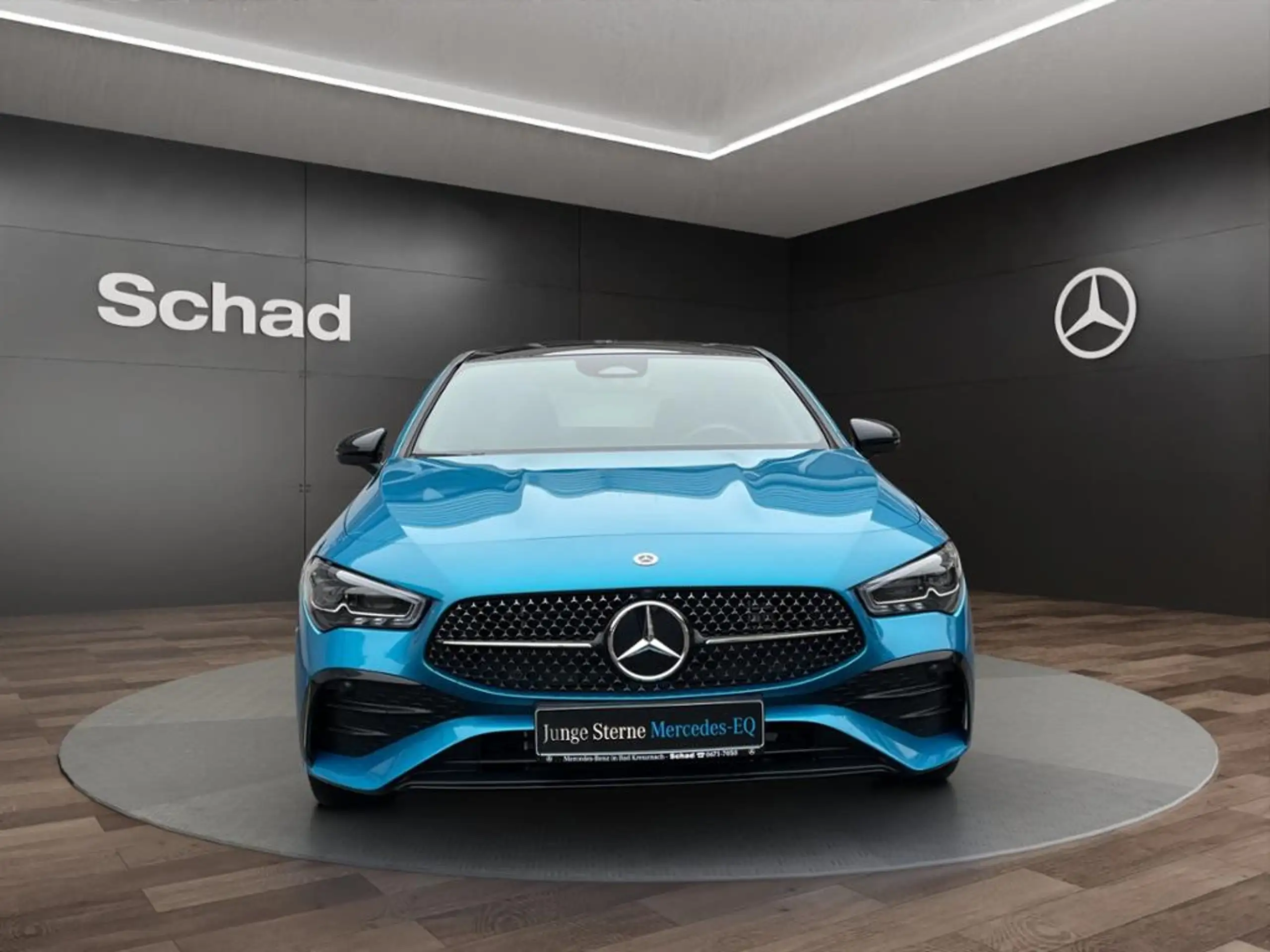 Mercedes-Benz - CLA 250