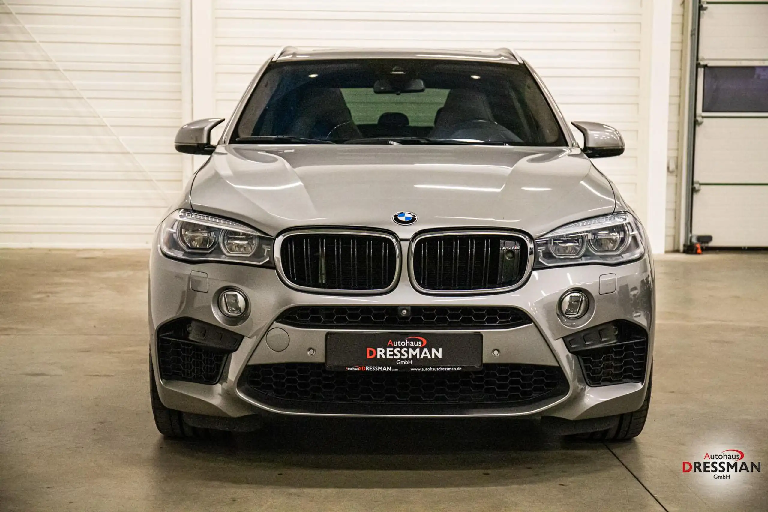 BMW - X5 M