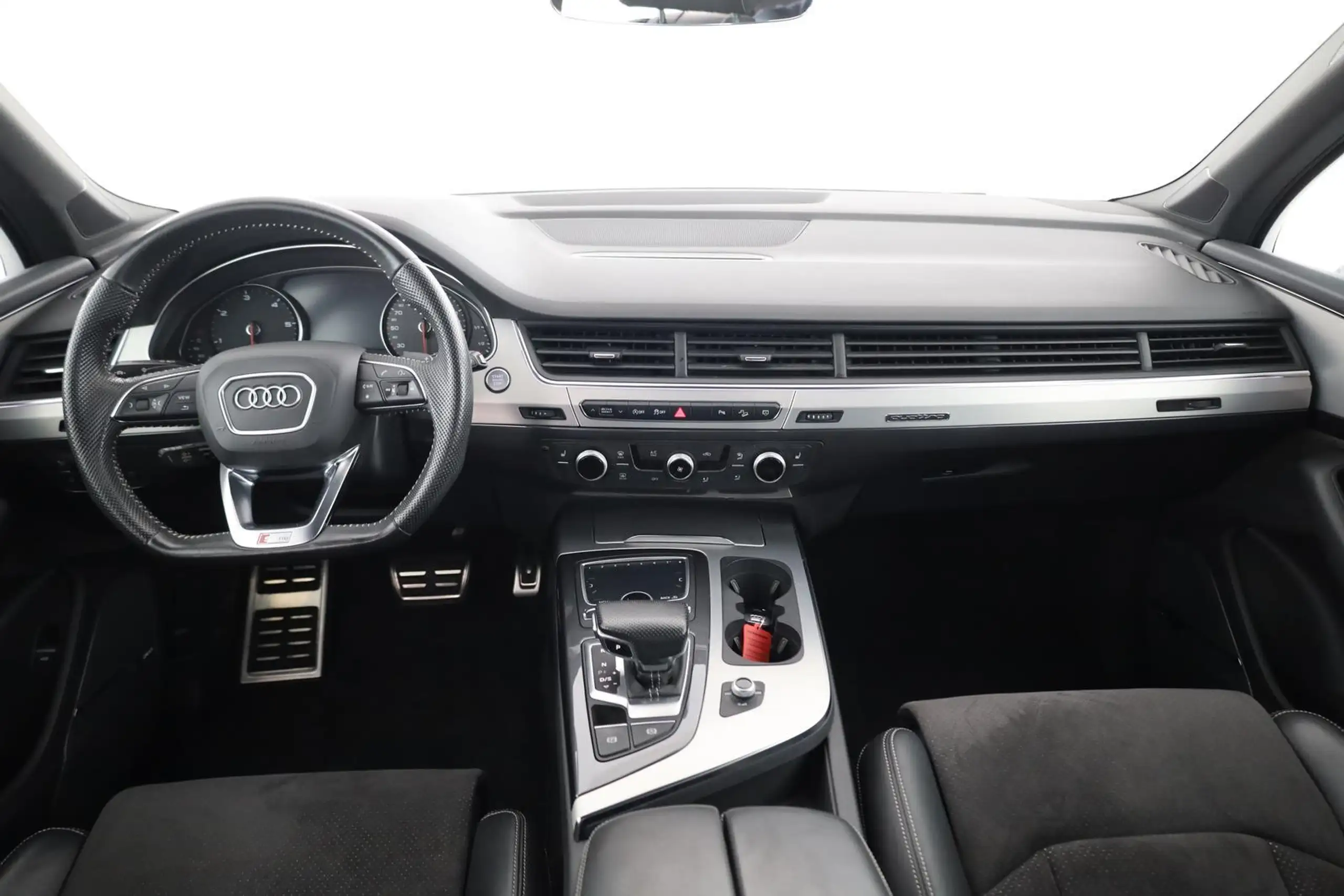 Audi - Q7