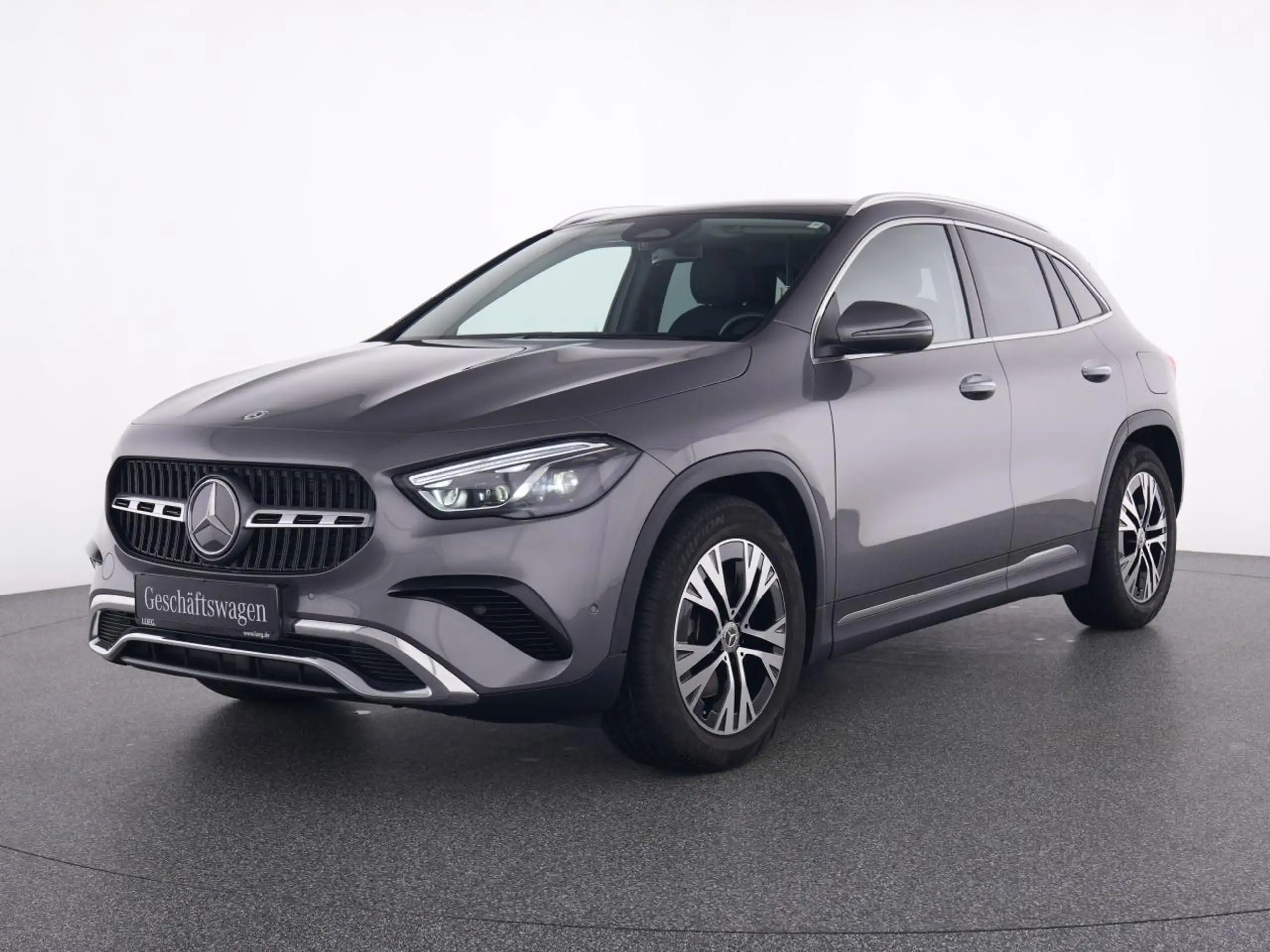 Mercedes-Benz - GLA 200