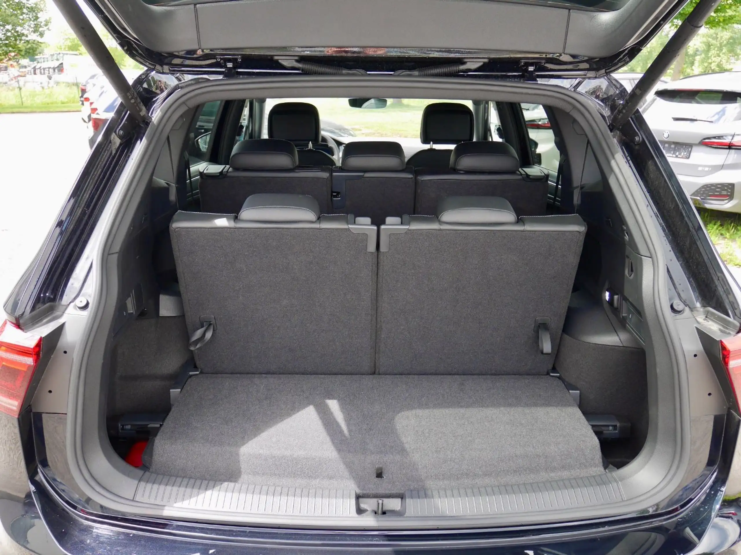 Volkswagen - Tiguan Allspace