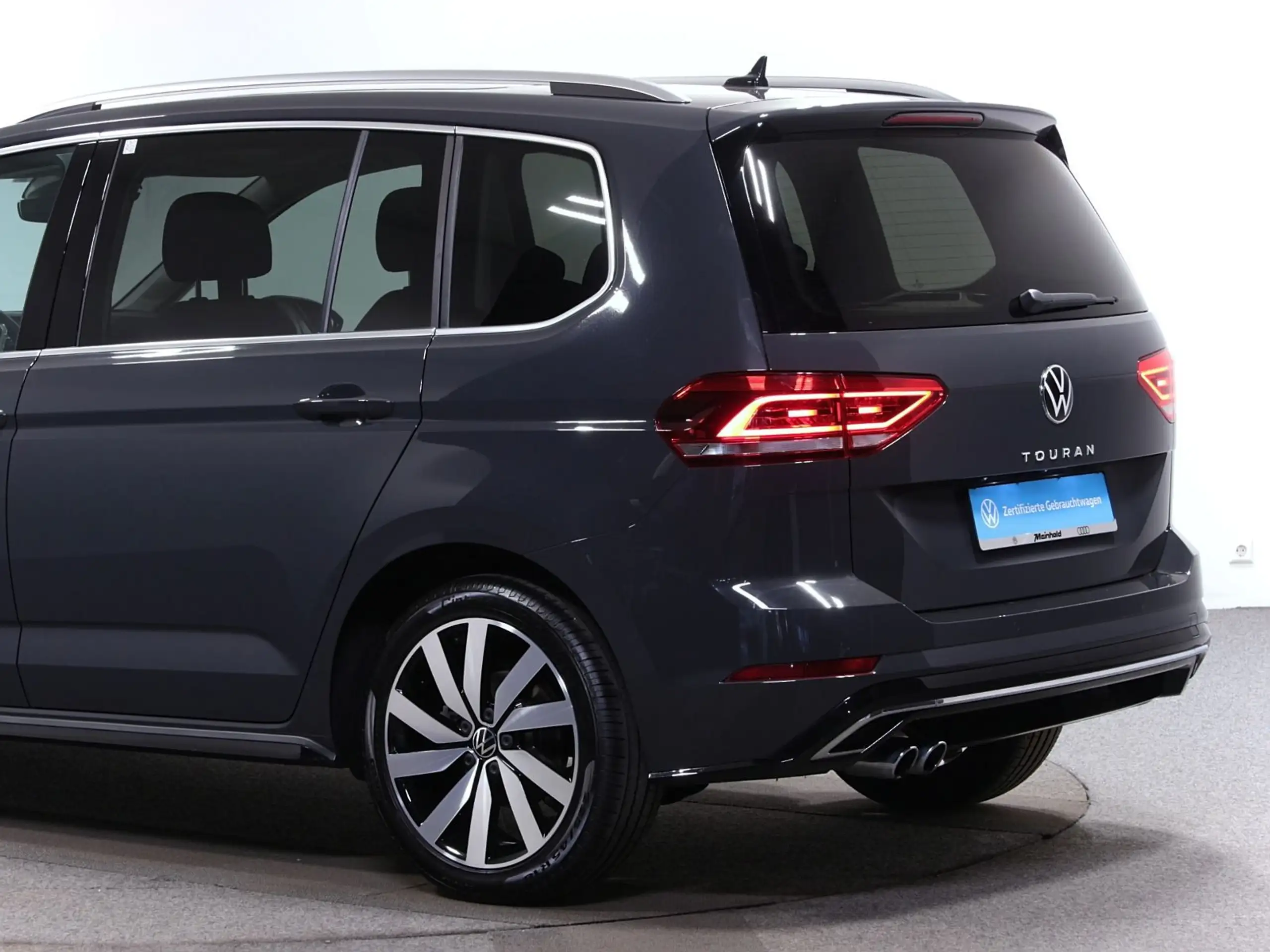 Volkswagen - Touran