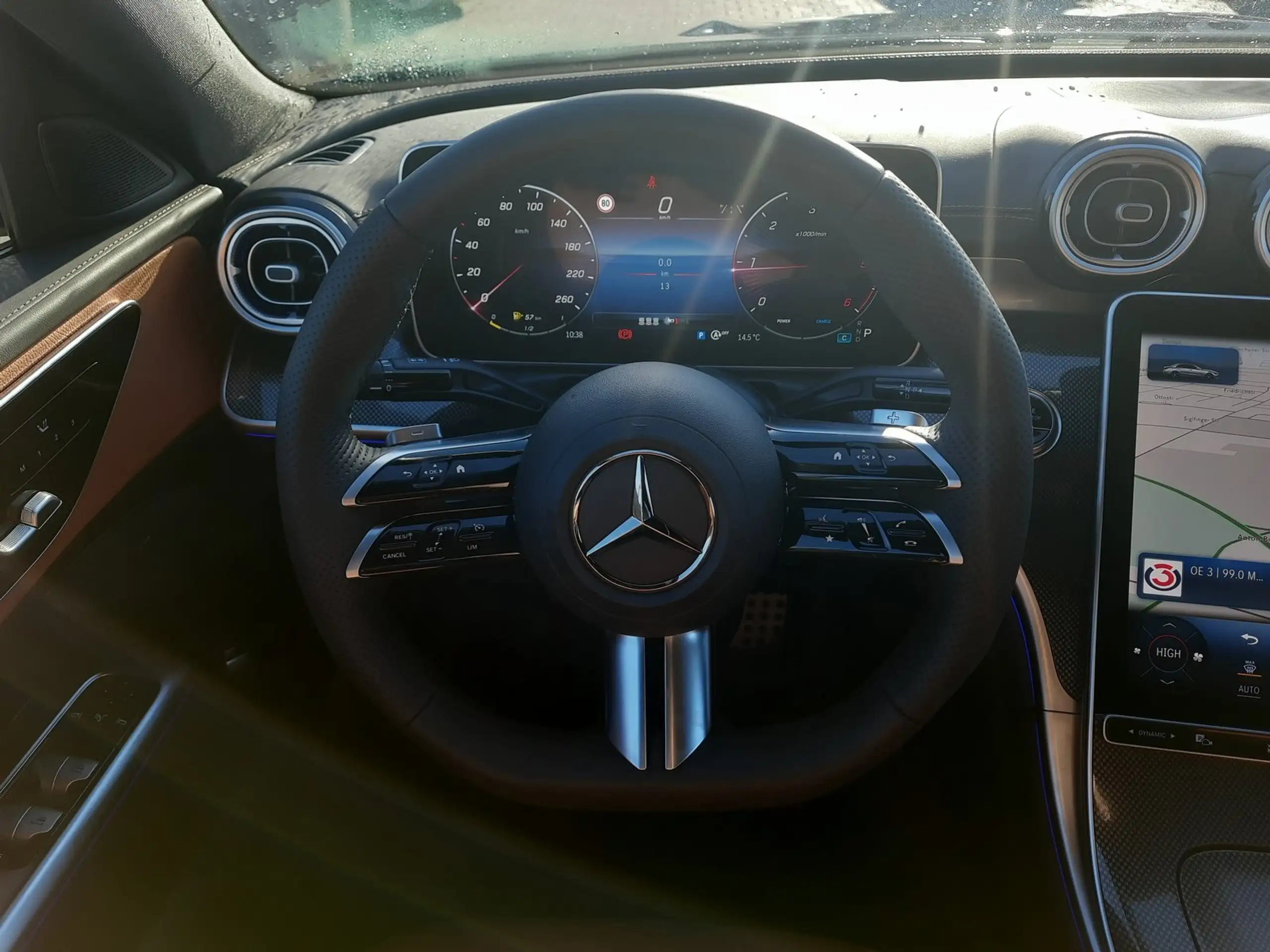 Mercedes-Benz - C 220