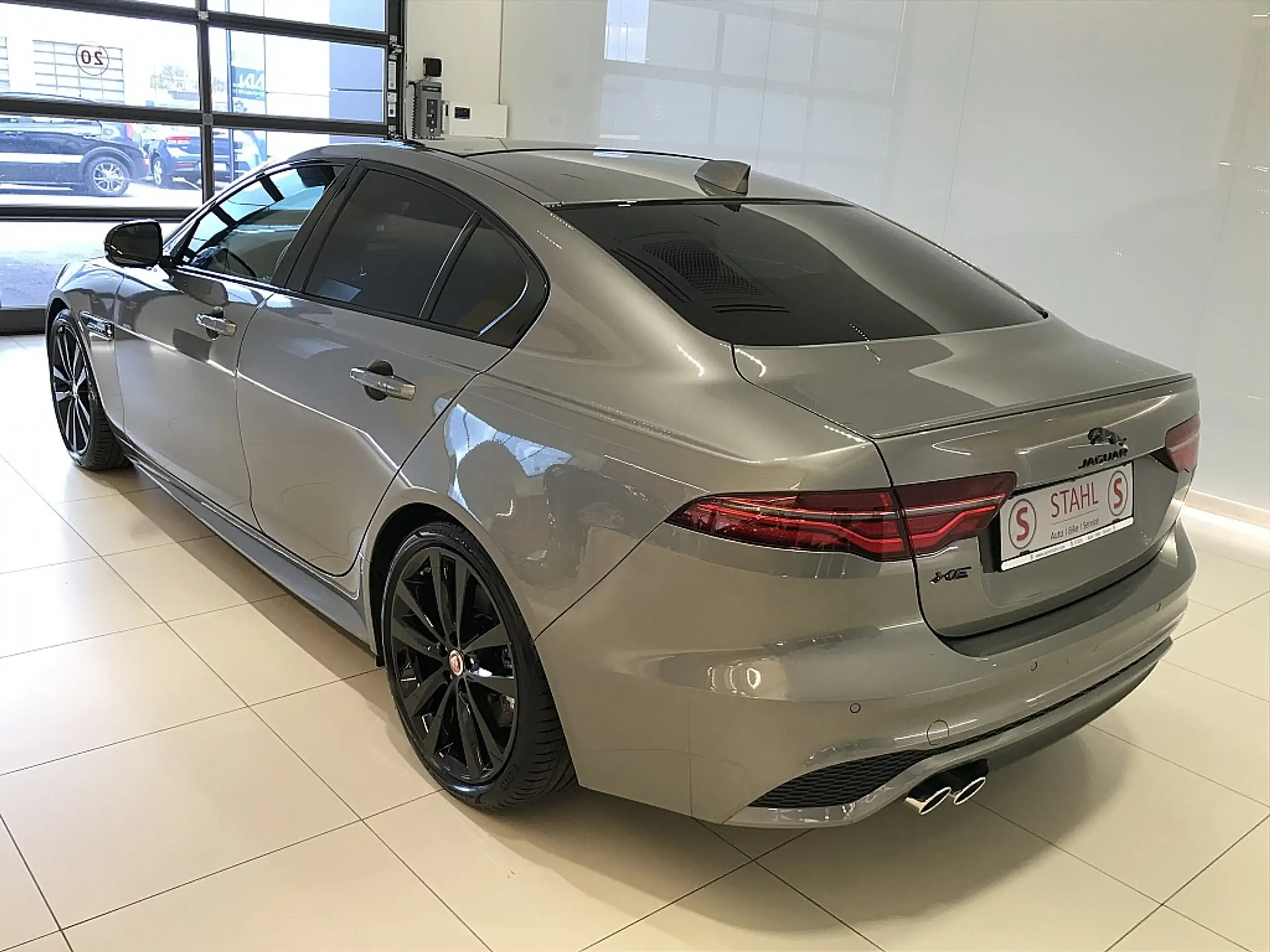 Jaguar - XE