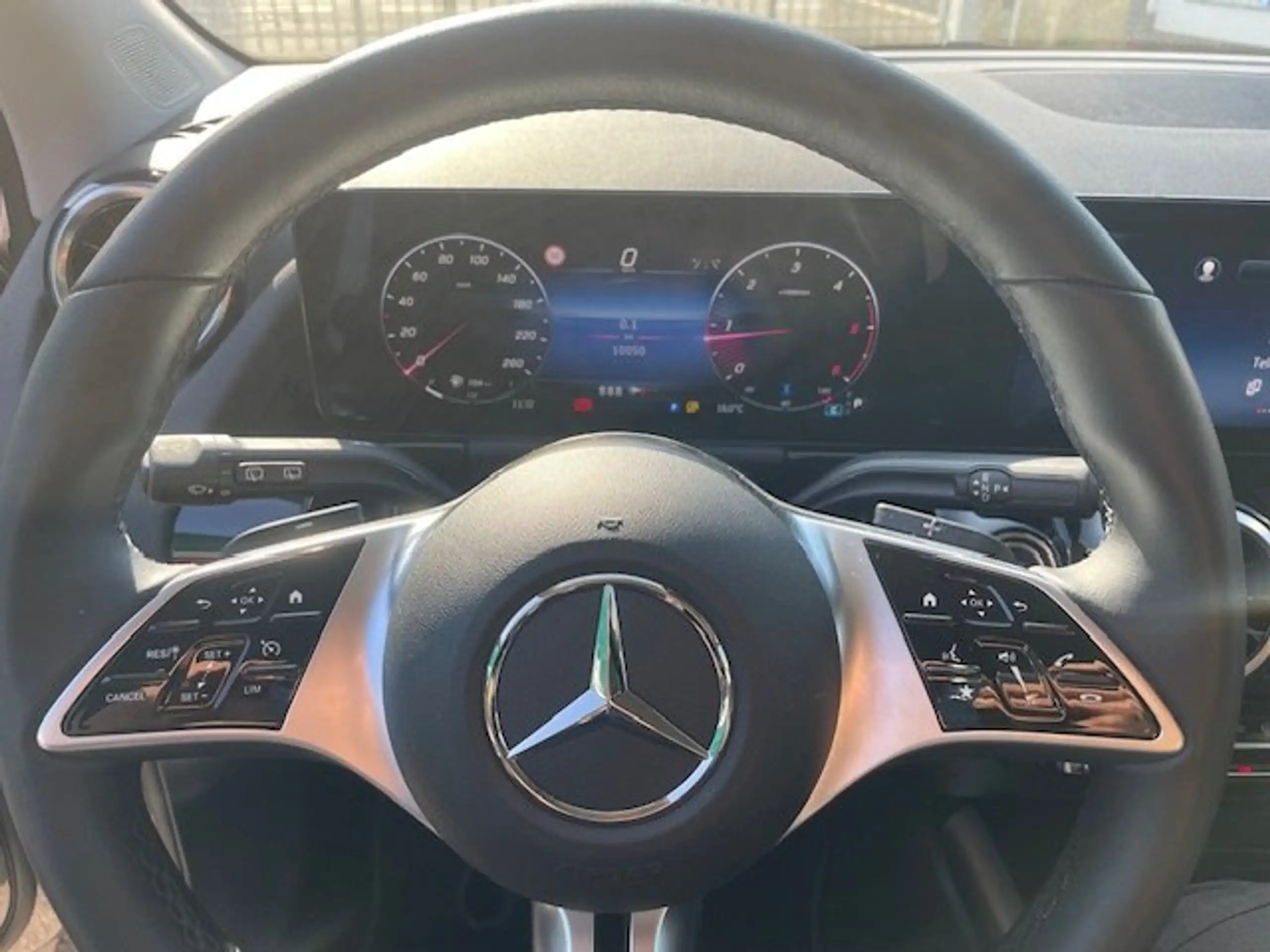 Mercedes-Benz - GLA 200