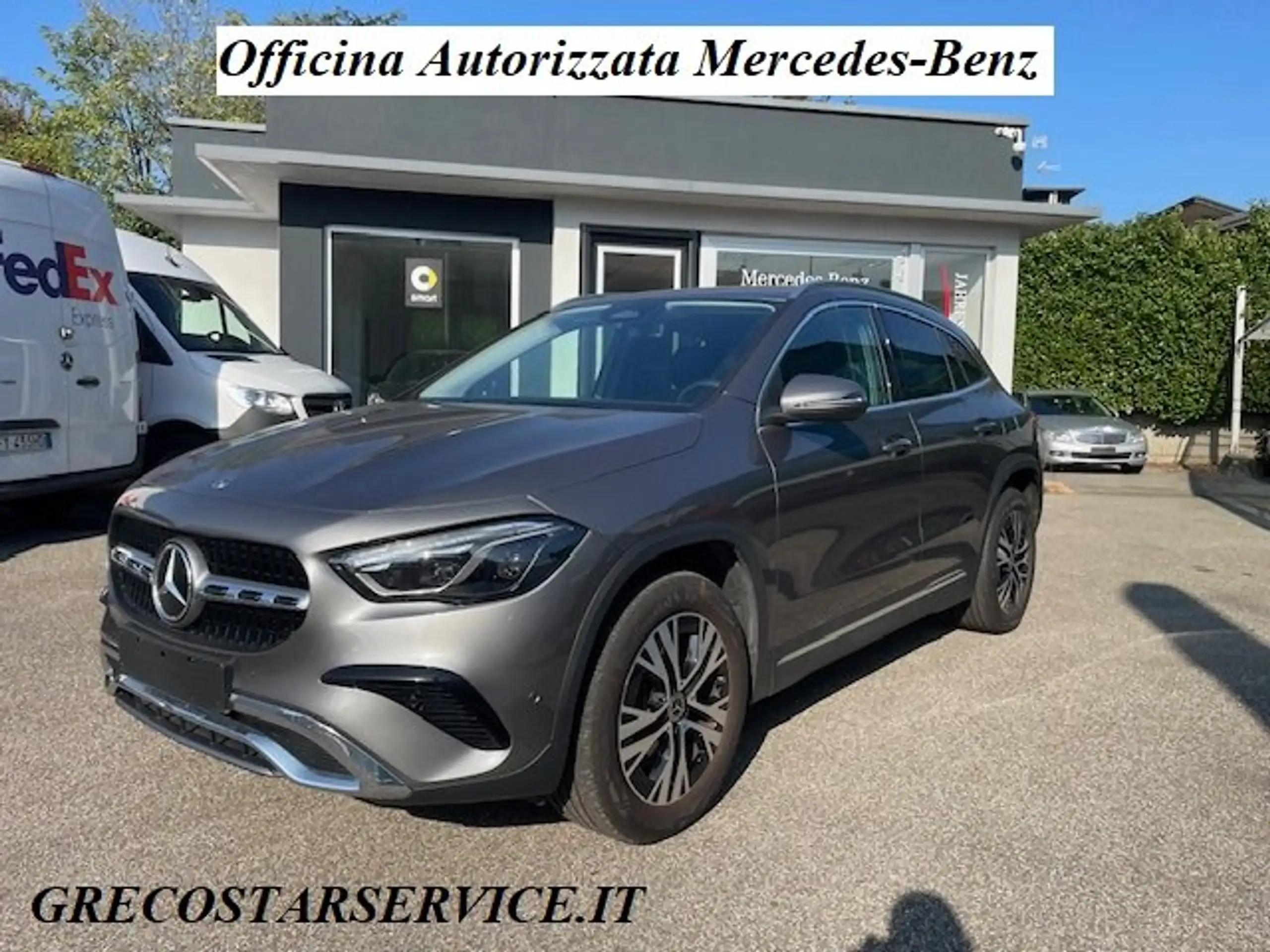 Mercedes-Benz - GLA 200