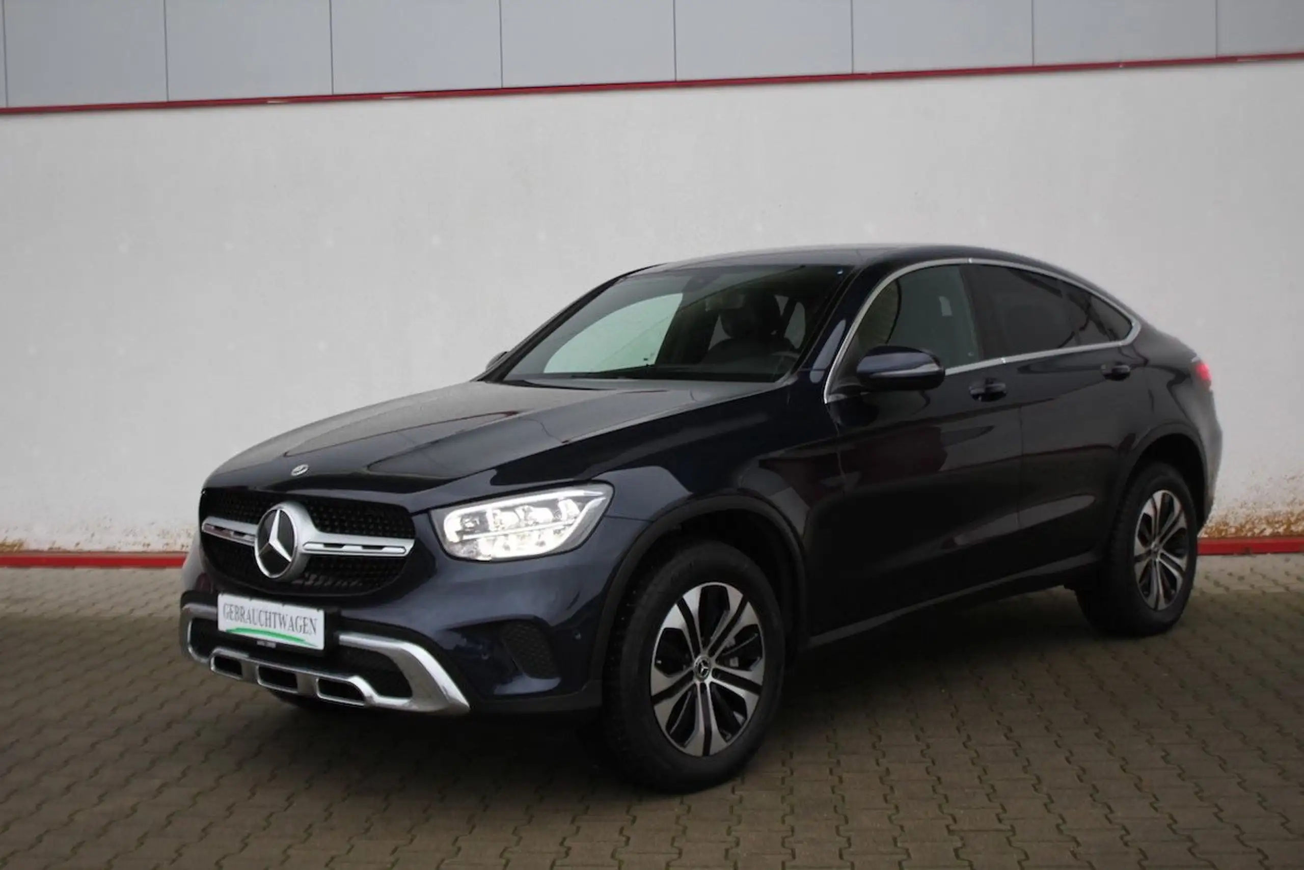 Mercedes-Benz - GLC 300