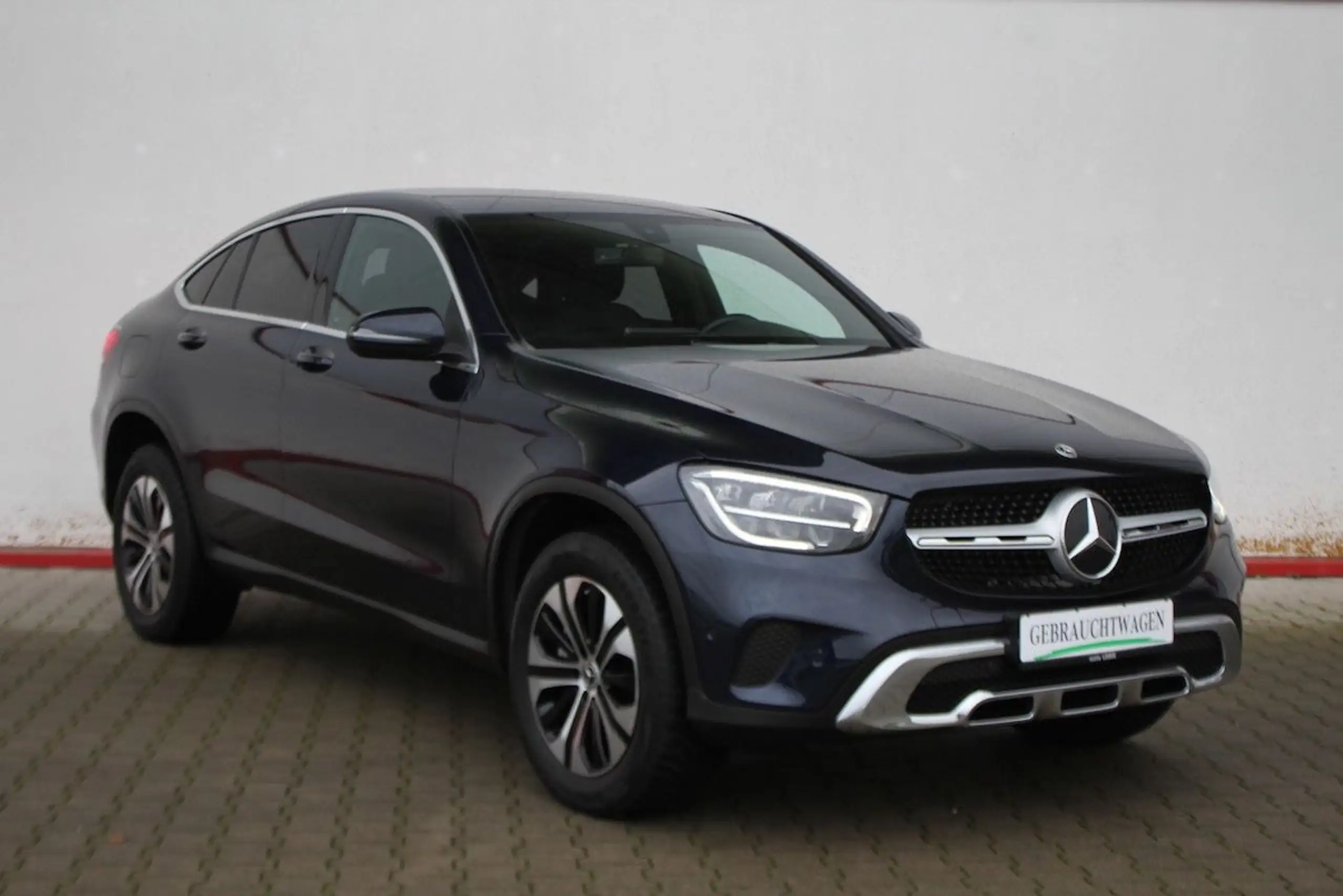 Mercedes-Benz GLC 300 2023