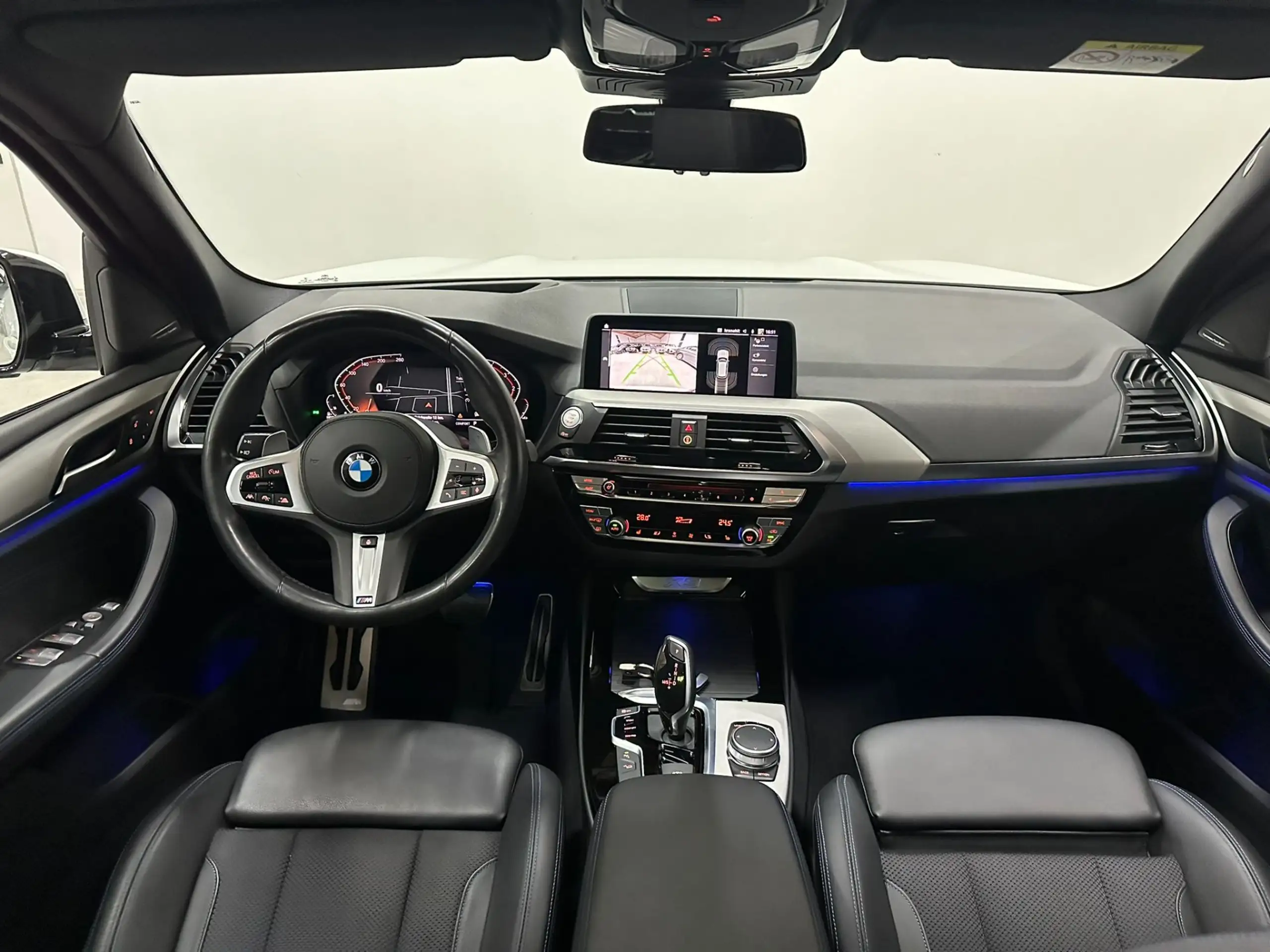 BMW - X3