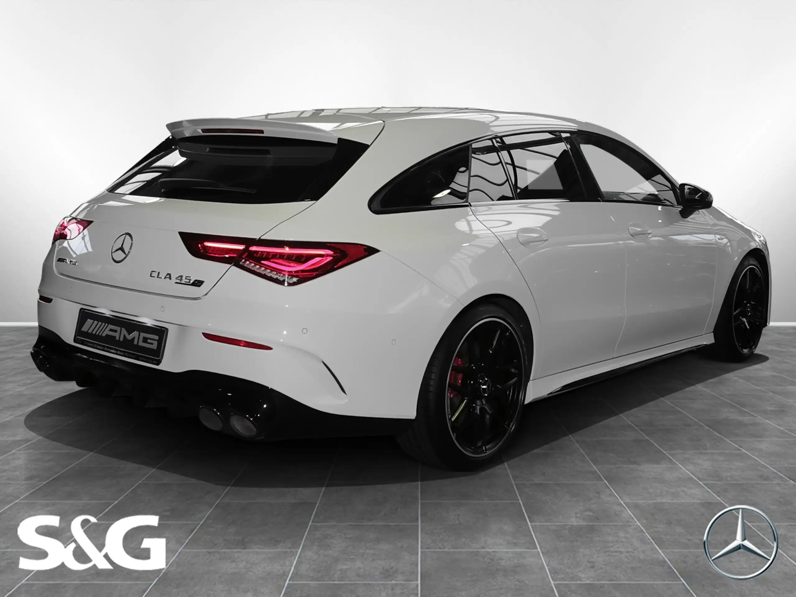 Mercedes-Benz - CLA 45 AMG