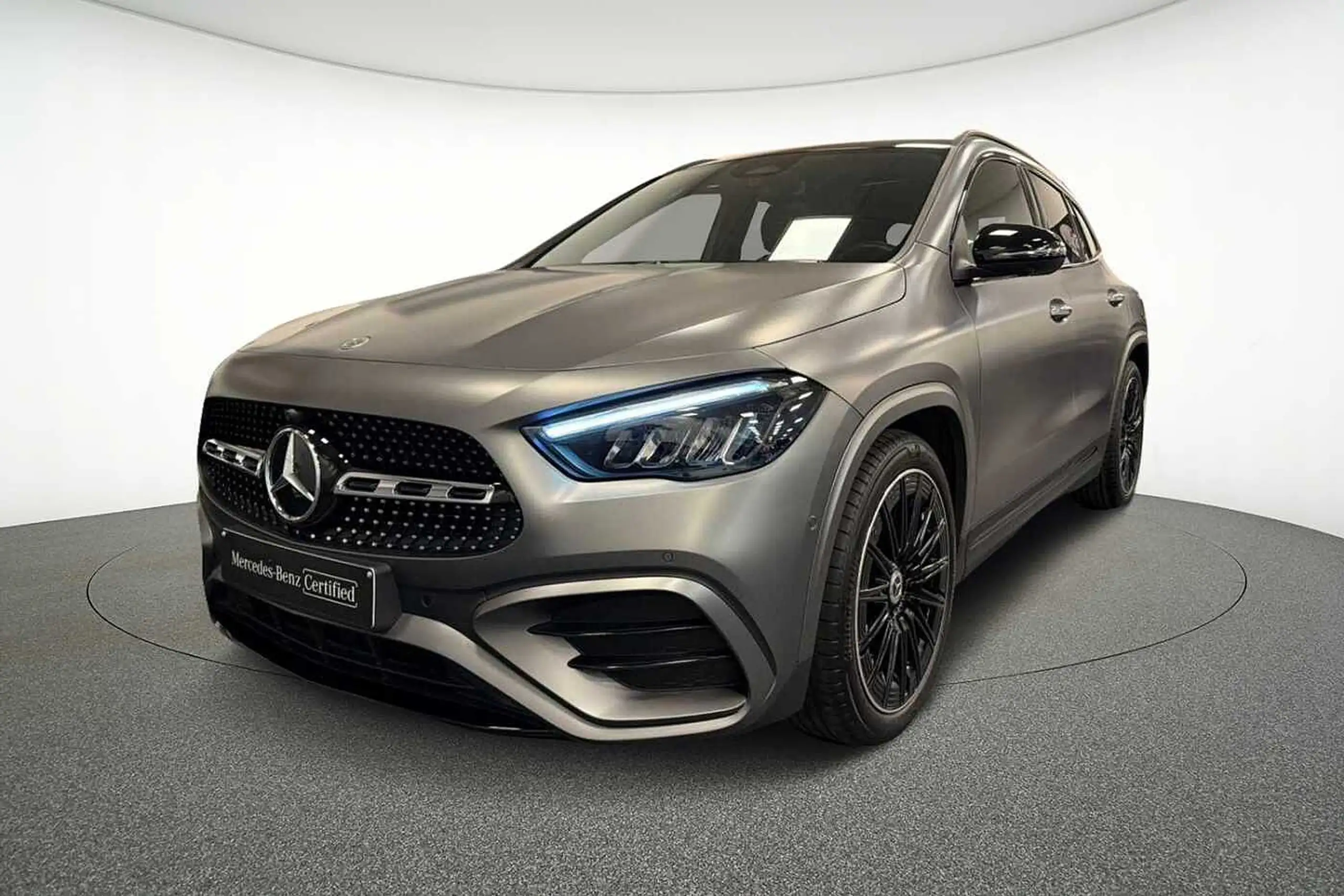 Mercedes-Benz - GLA 180