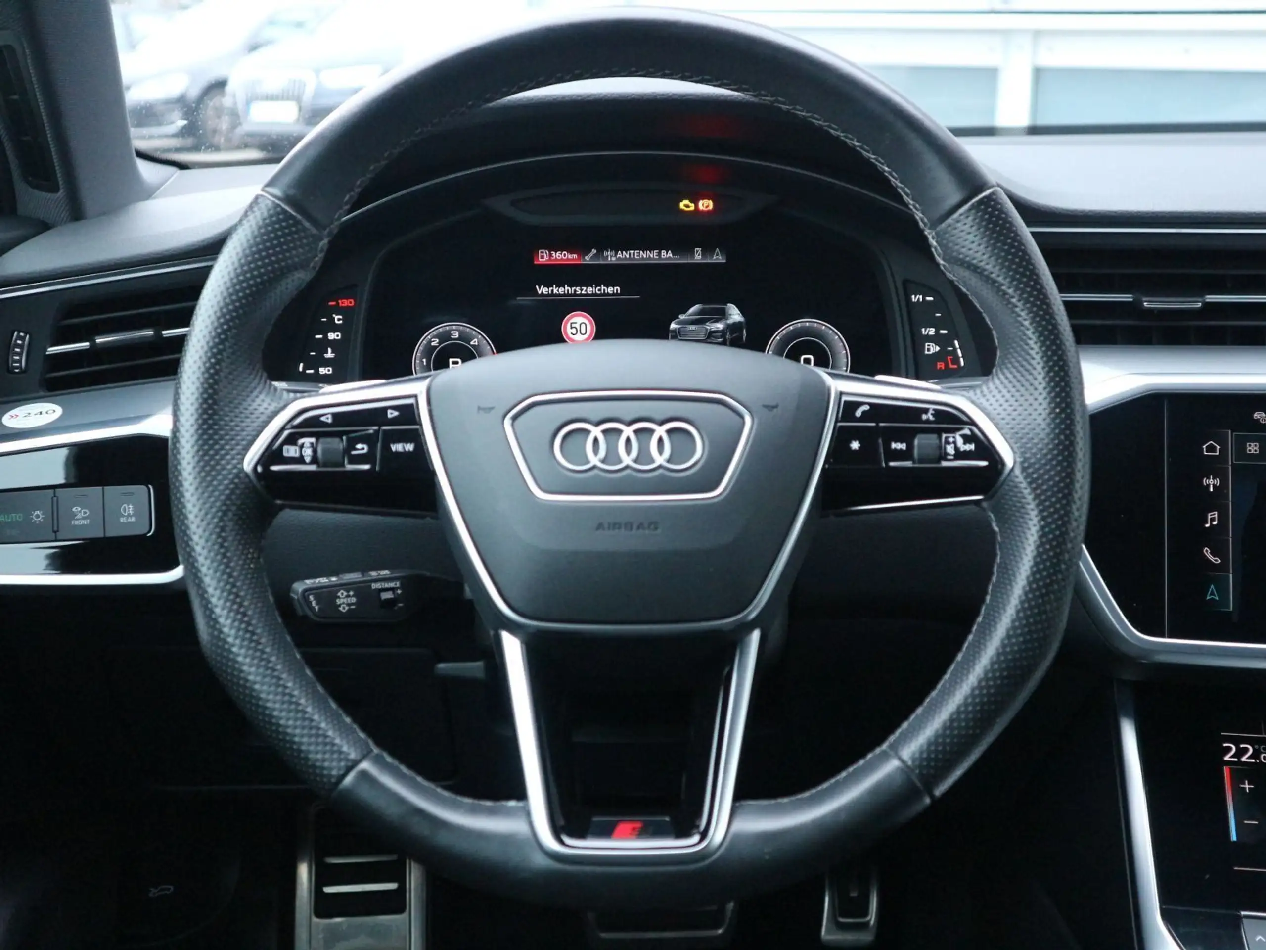 Audi - A6