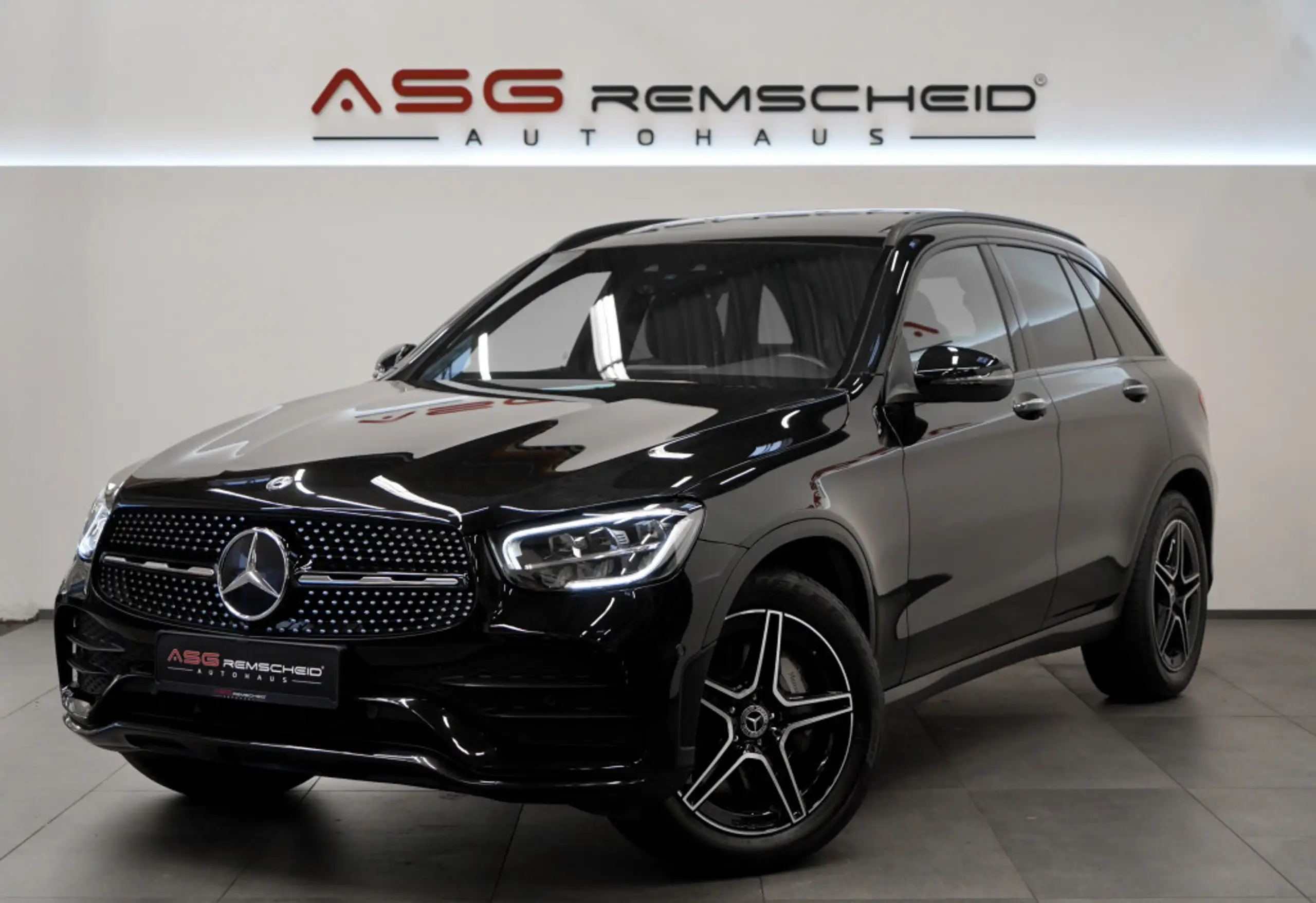 Mercedes-Benz - GLC 200